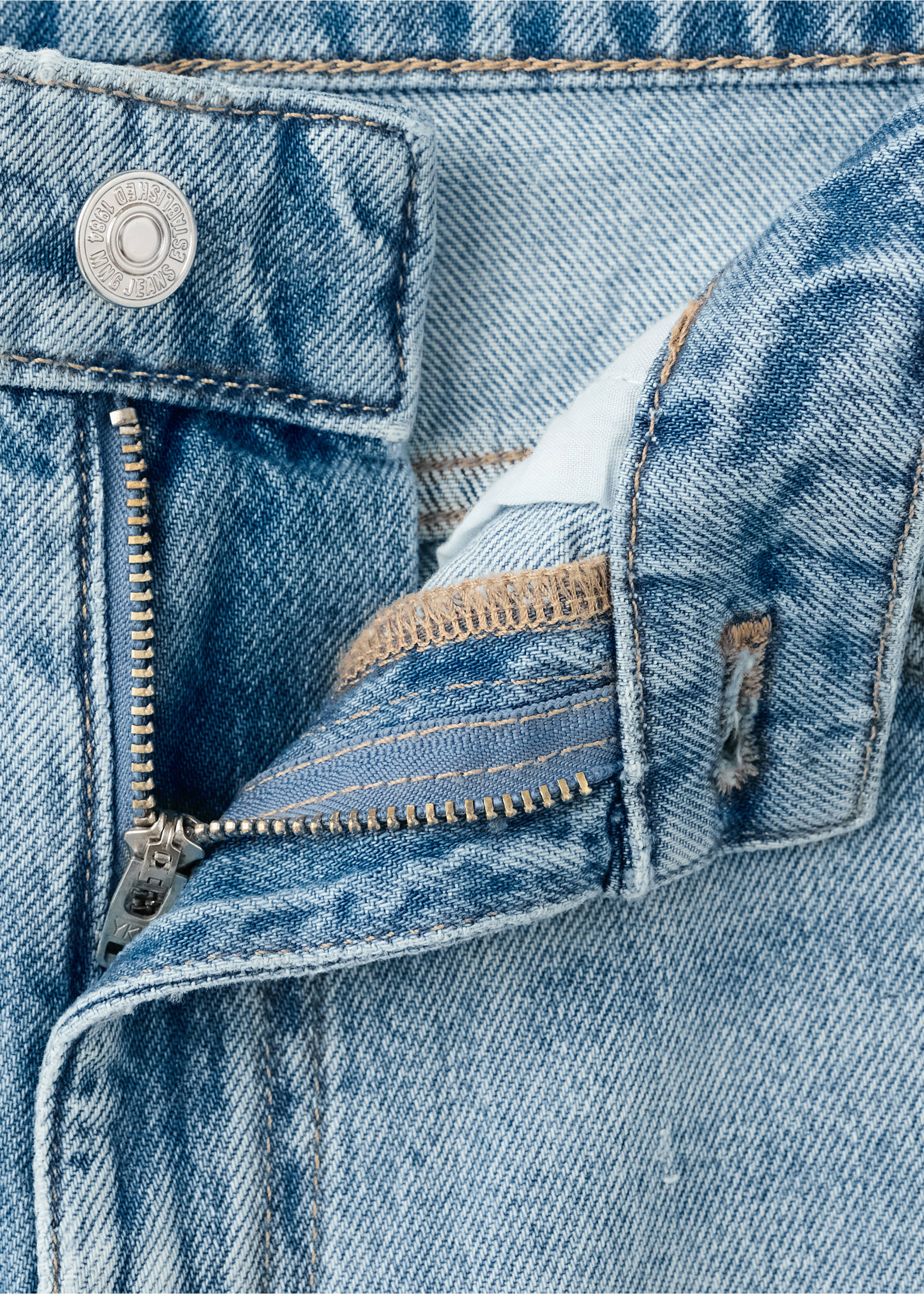 Bermuda shorts anne - Details of the article 8, Medium Blue. Ref: 27029056-00.