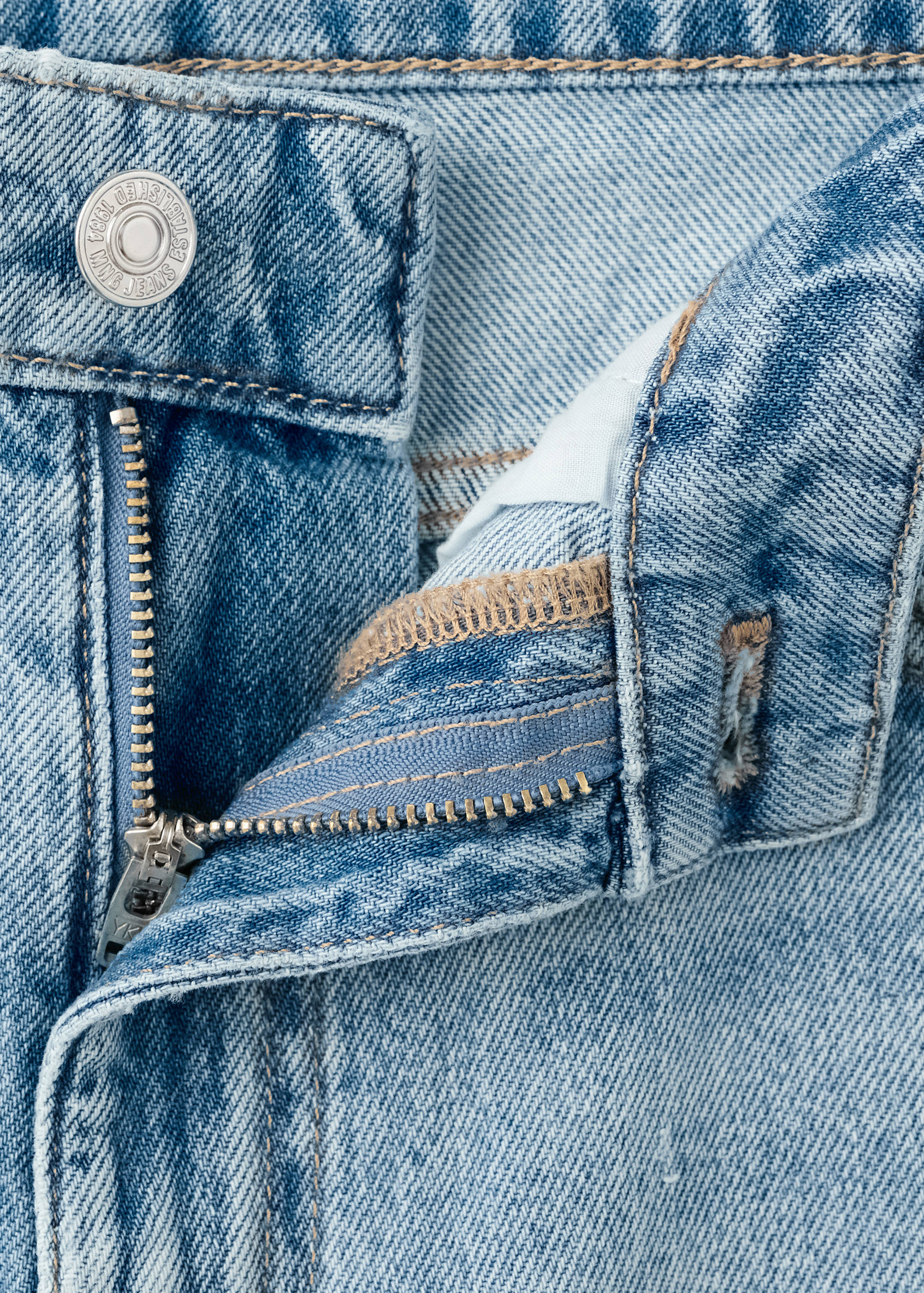 Bermuda shorts anne - Details of the article 8