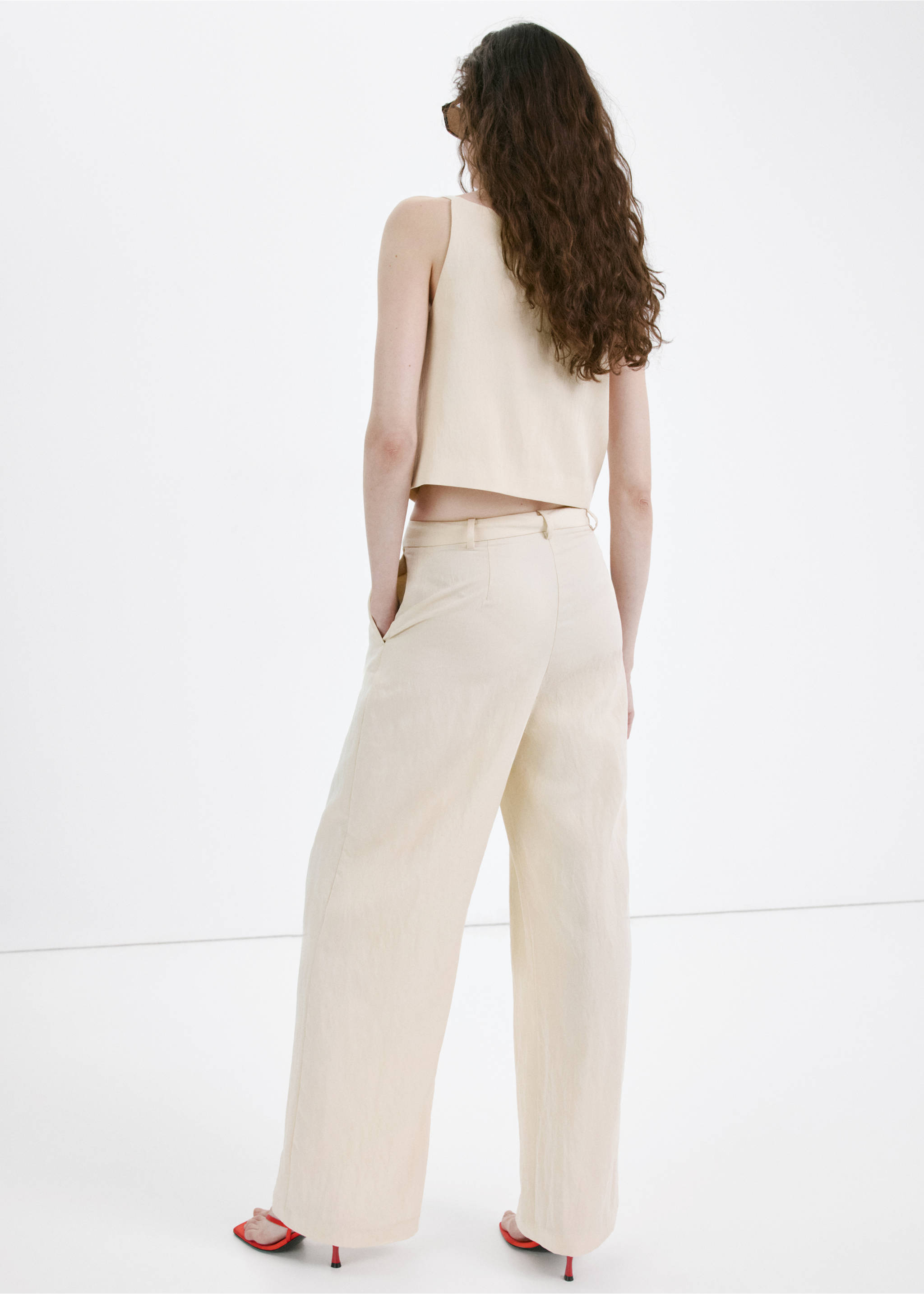 Mid-rise lyocell trousers - Reverse of the article, Light/Pastel Grey. Ref: 27029064-00.