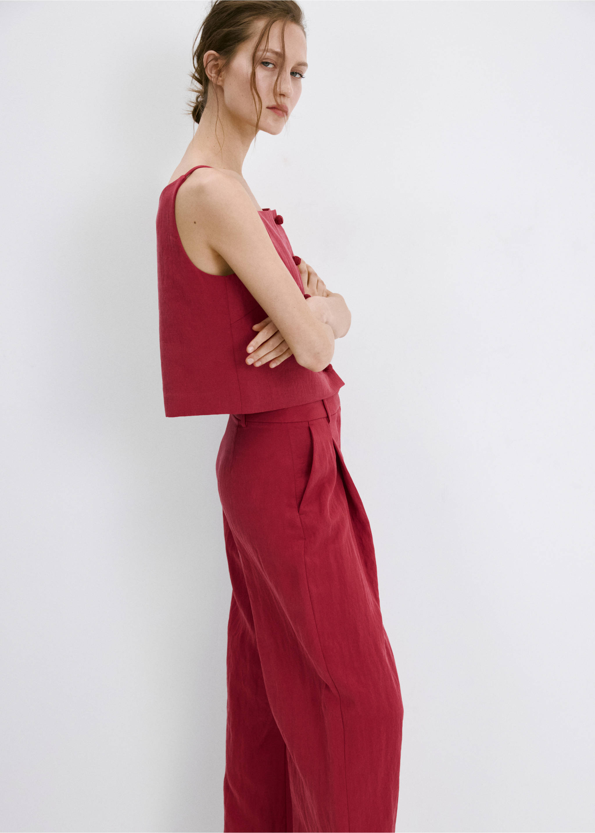 Mid-rise lyocell trousers - Details of the article 1, Red. Ref: 27029064-00.