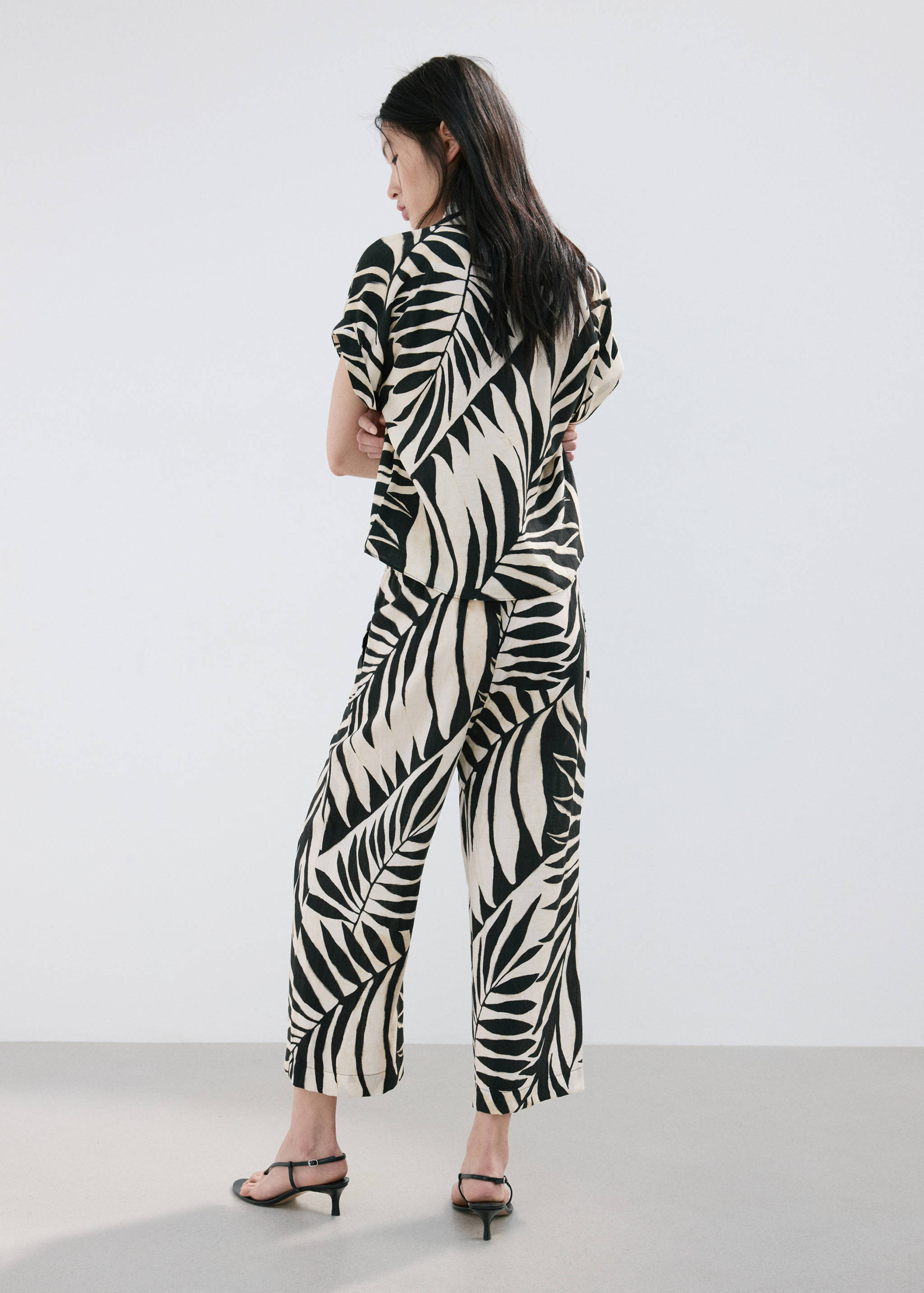 Pantalon imprimé tropical - Verso de l’article