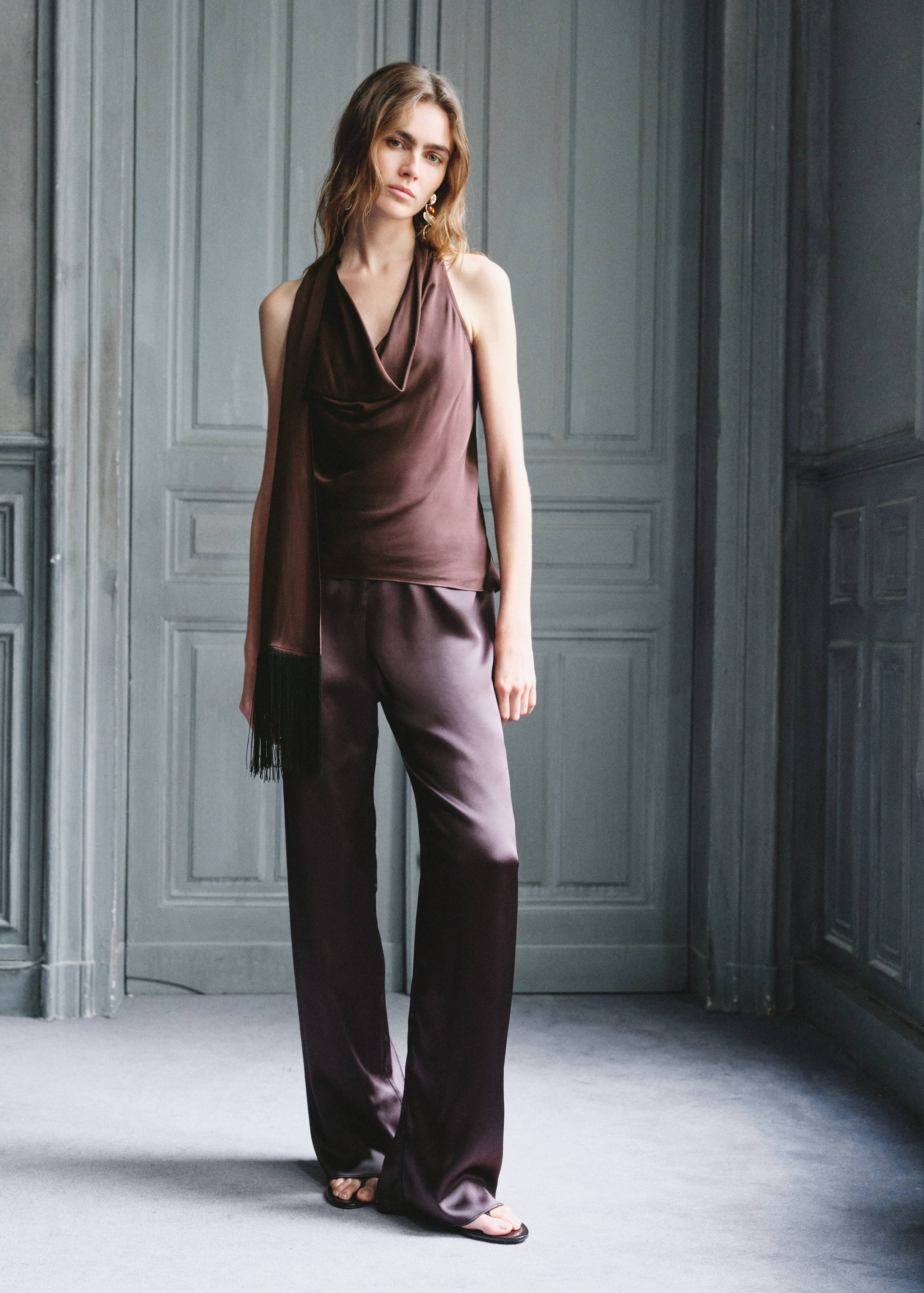 Draped neck scarf top - General plane