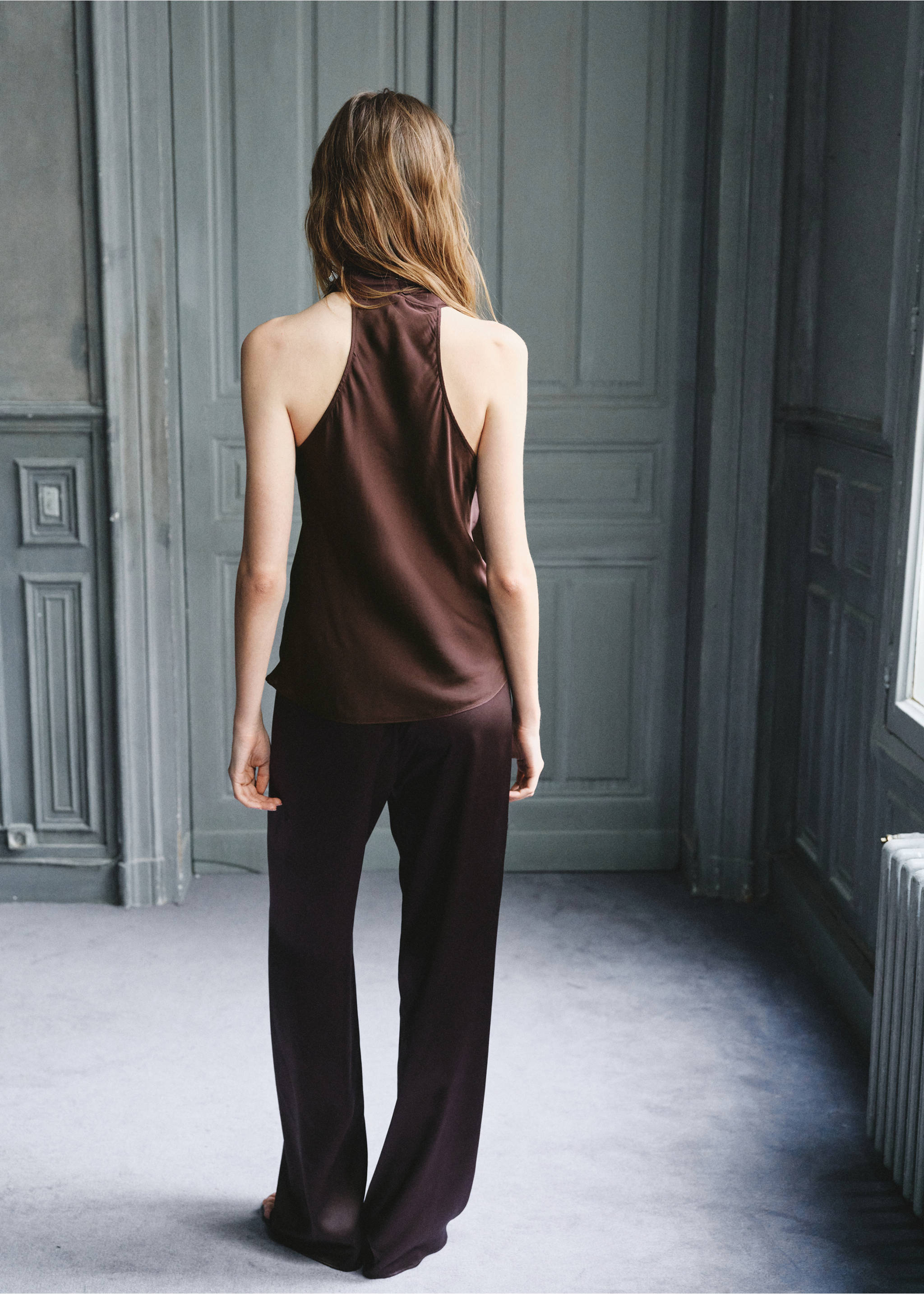 Draped neck scarf top - Reverse of the article, Brown. Ref: 27029079-00.