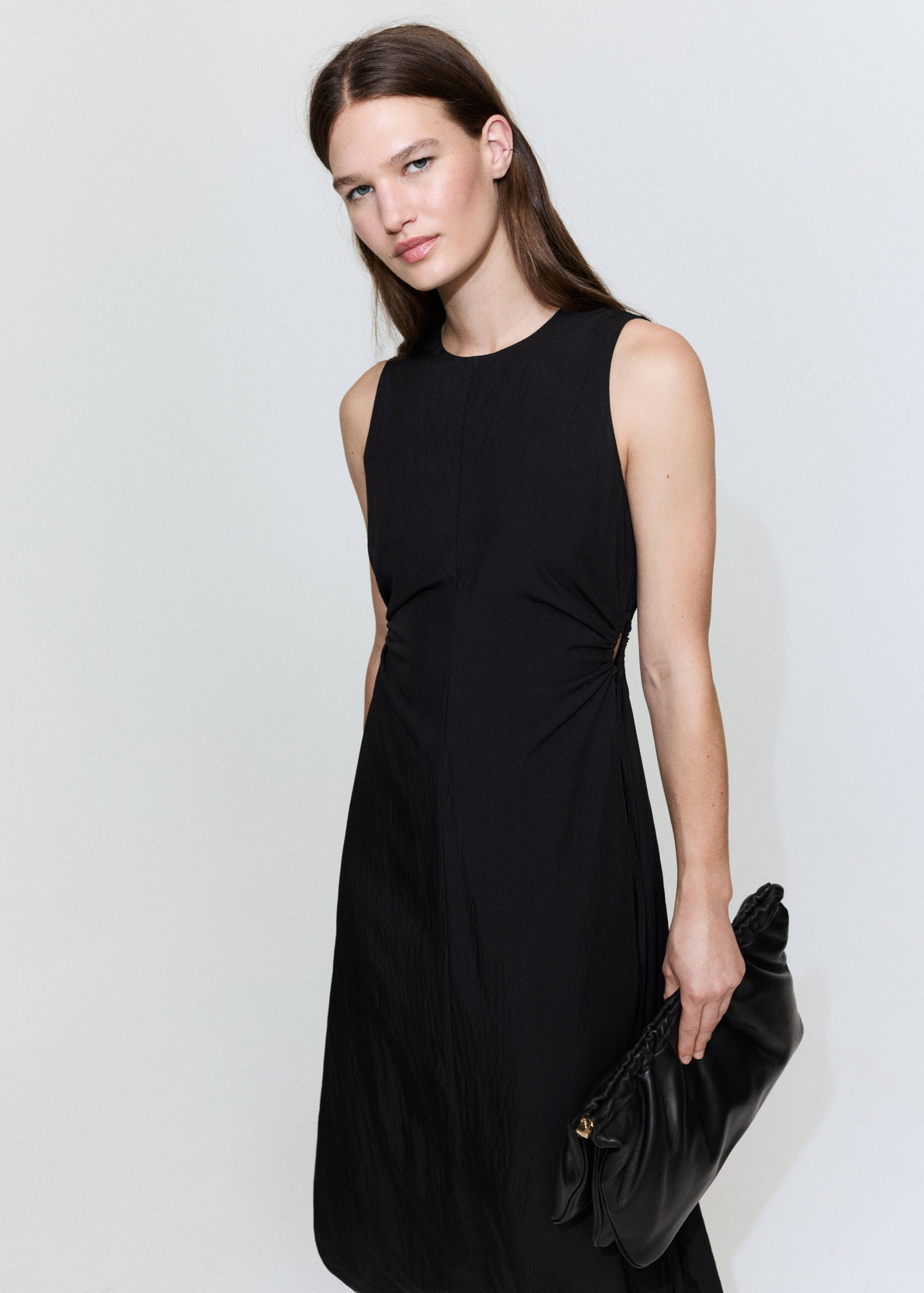 Cut-out dress with ties - Details of the article 3