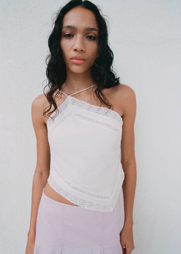 Linen top with lace details — Off White