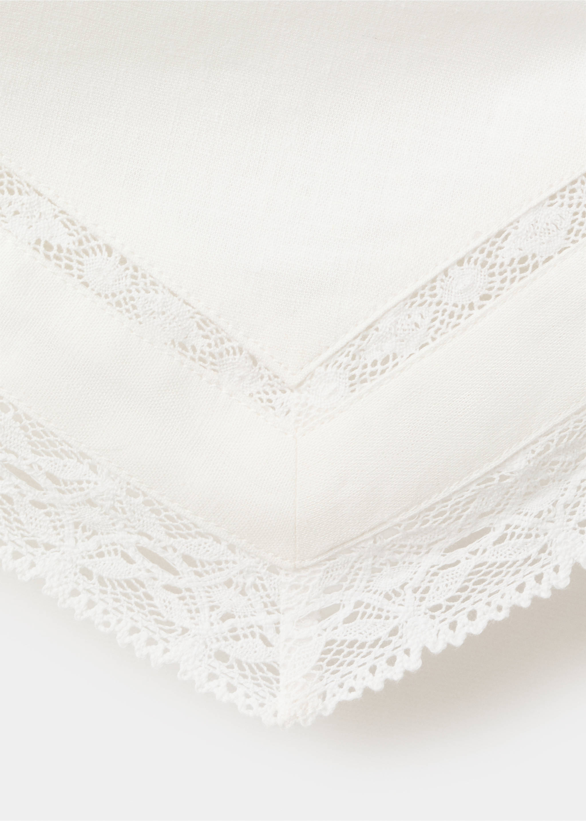 Top lino detalles encaje - Detalle del artículo 0, Blanco roto. Ref: 27029082-00.