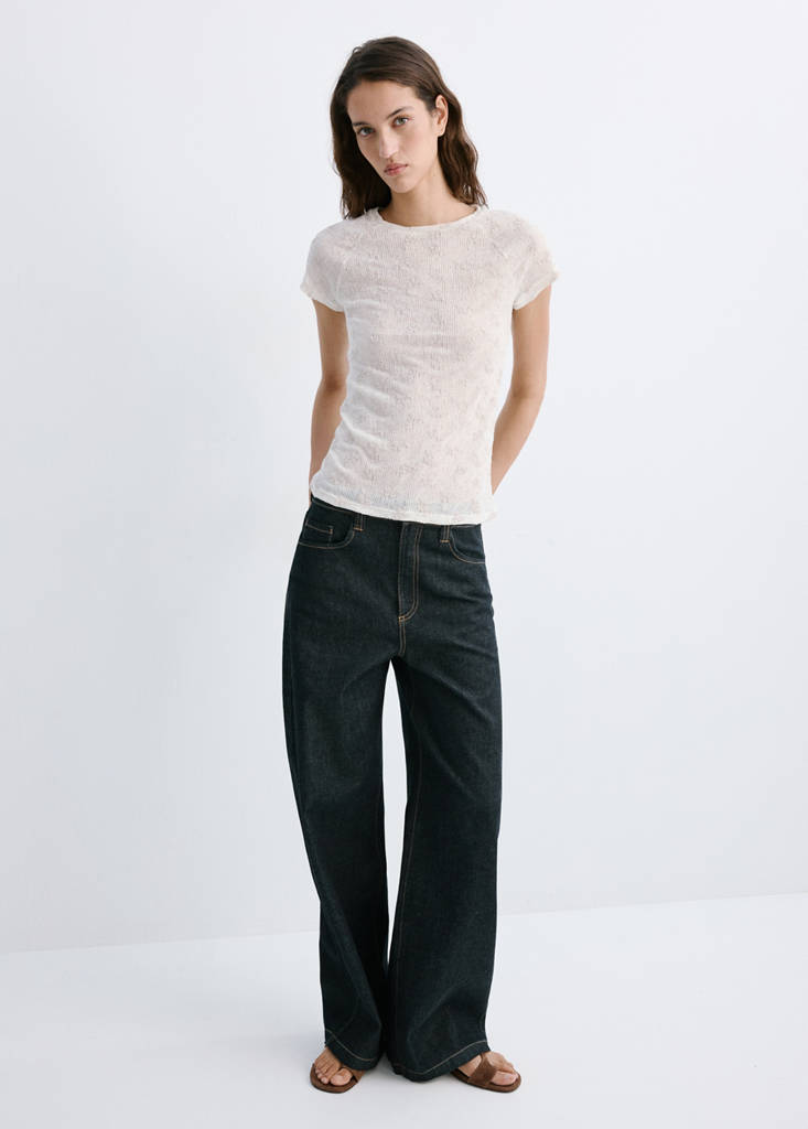 T-shirt with raised embroidered details — Ecru