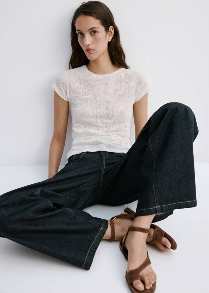 T-shirt with raised embroidered details — Ecru