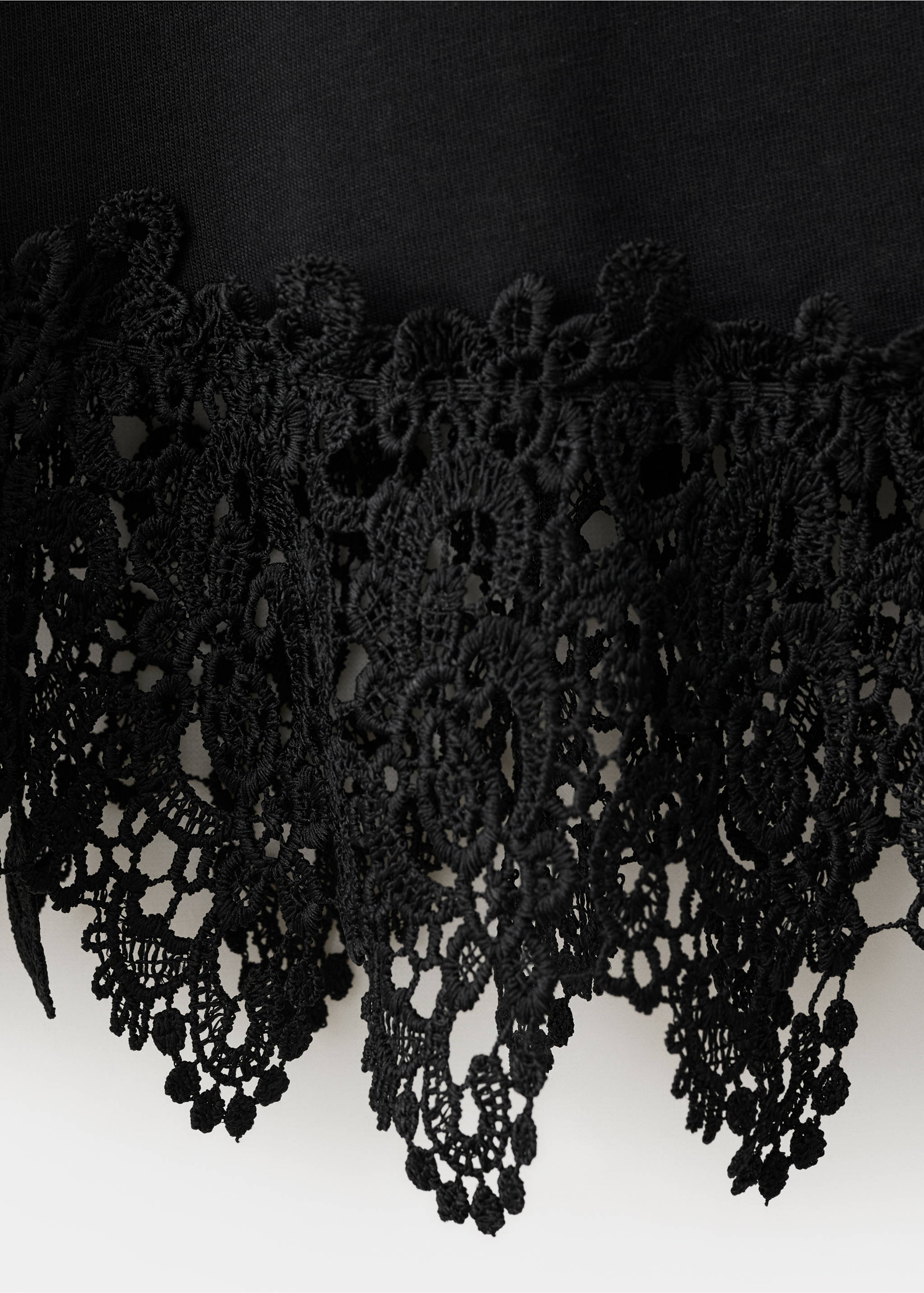 Cotton T-shirt with broderie anglaise embroidery - Details of the article 0, Black. Ref: 27029087-00.