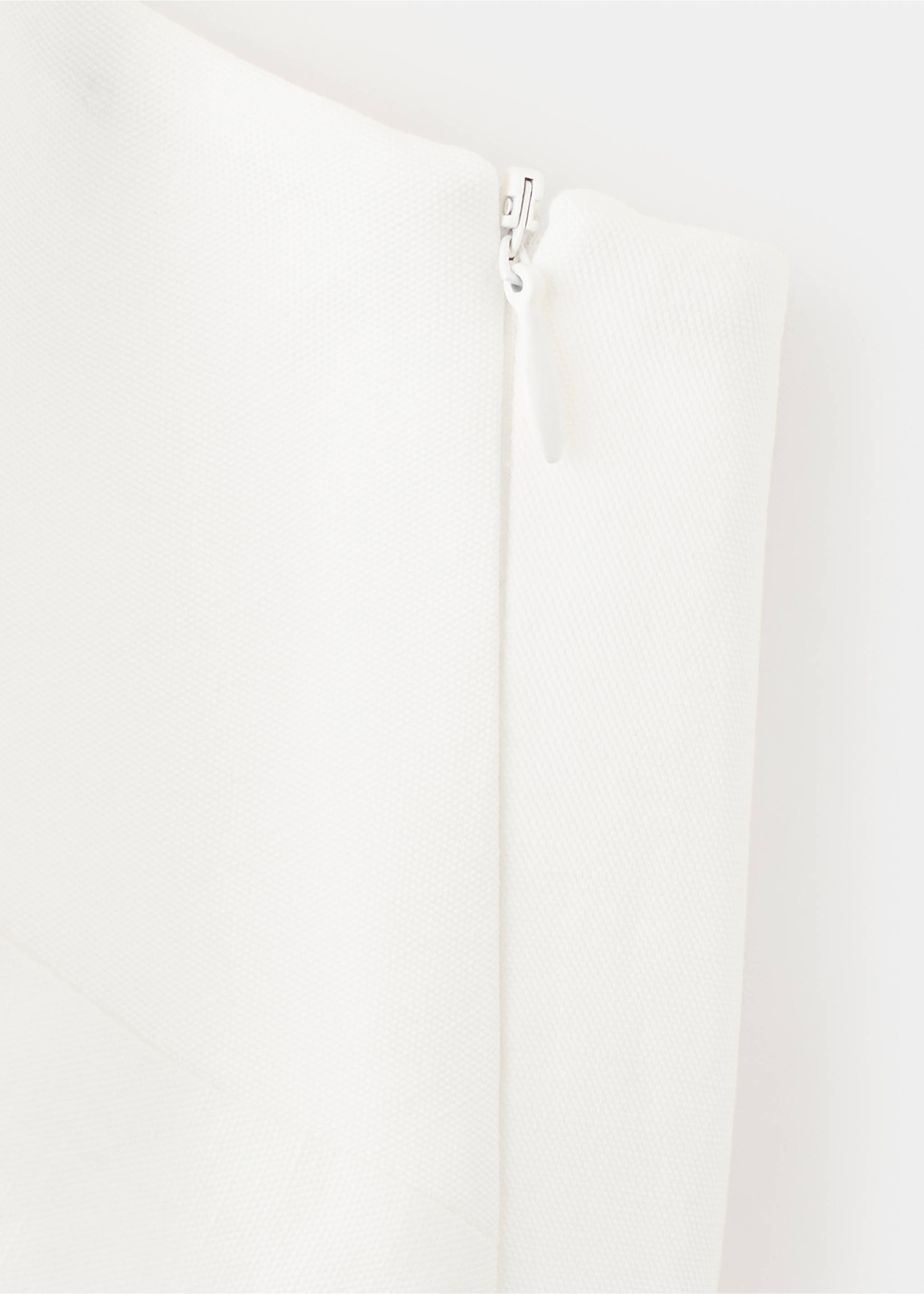 Crop top med halterneck och omlott - Detaljer om artikeln 0, Benvit. Ref: 27029217-00.