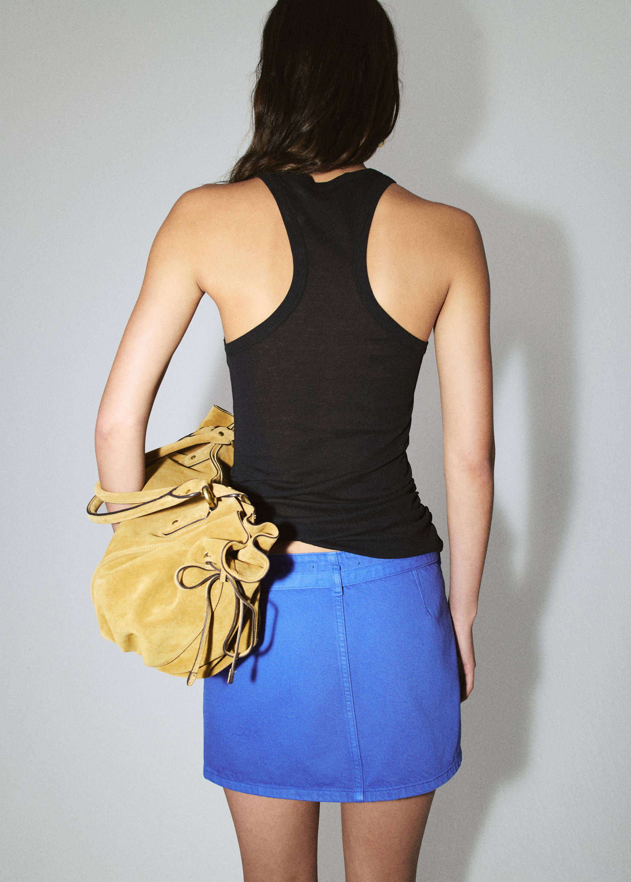 توب قطن بتفاصيل مجعدة - الجهة الخلفية للمنتج