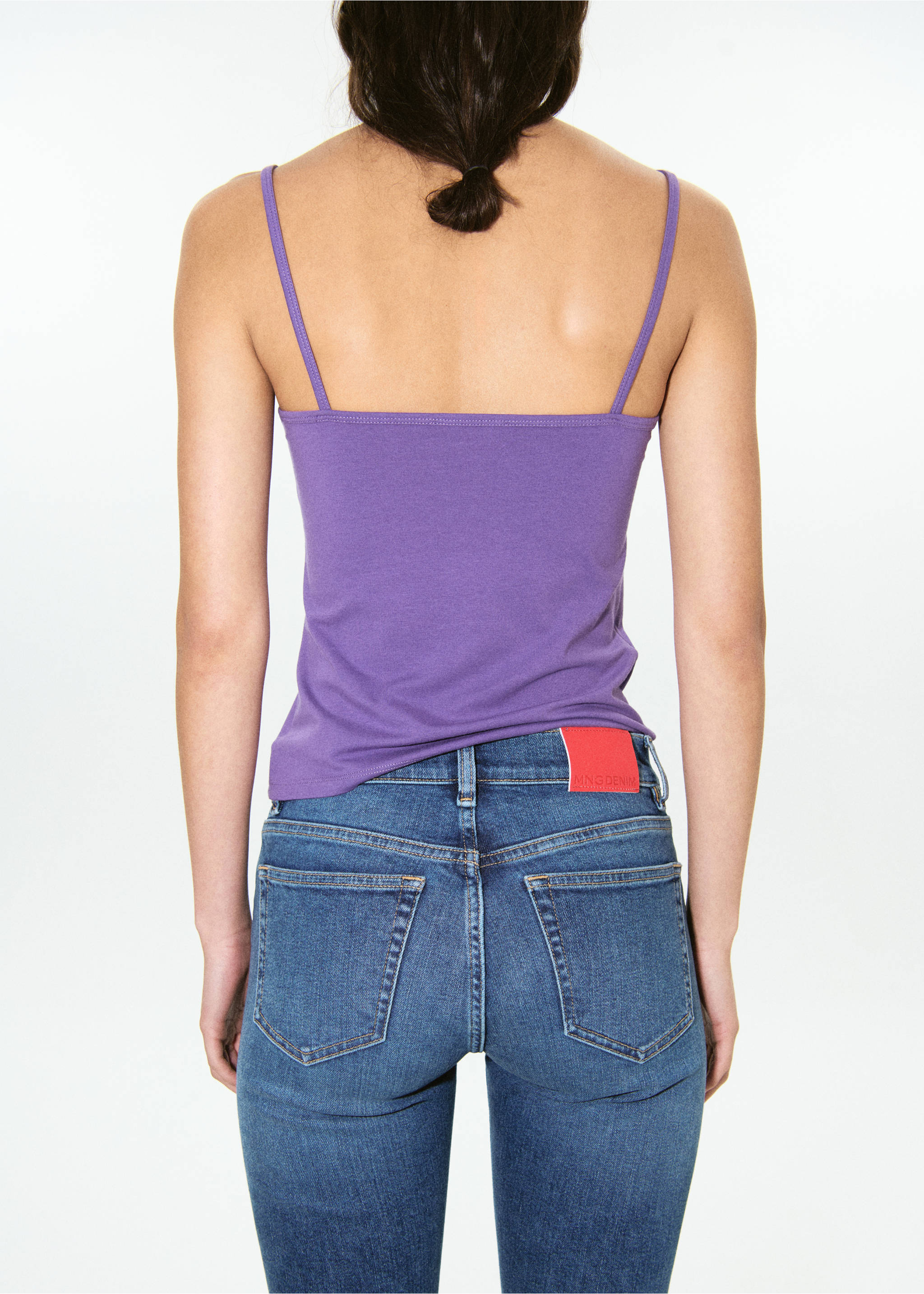 Top algodón tirantes cuello pico - Reverso del artículo, Morado. Ref: 27029220-00.