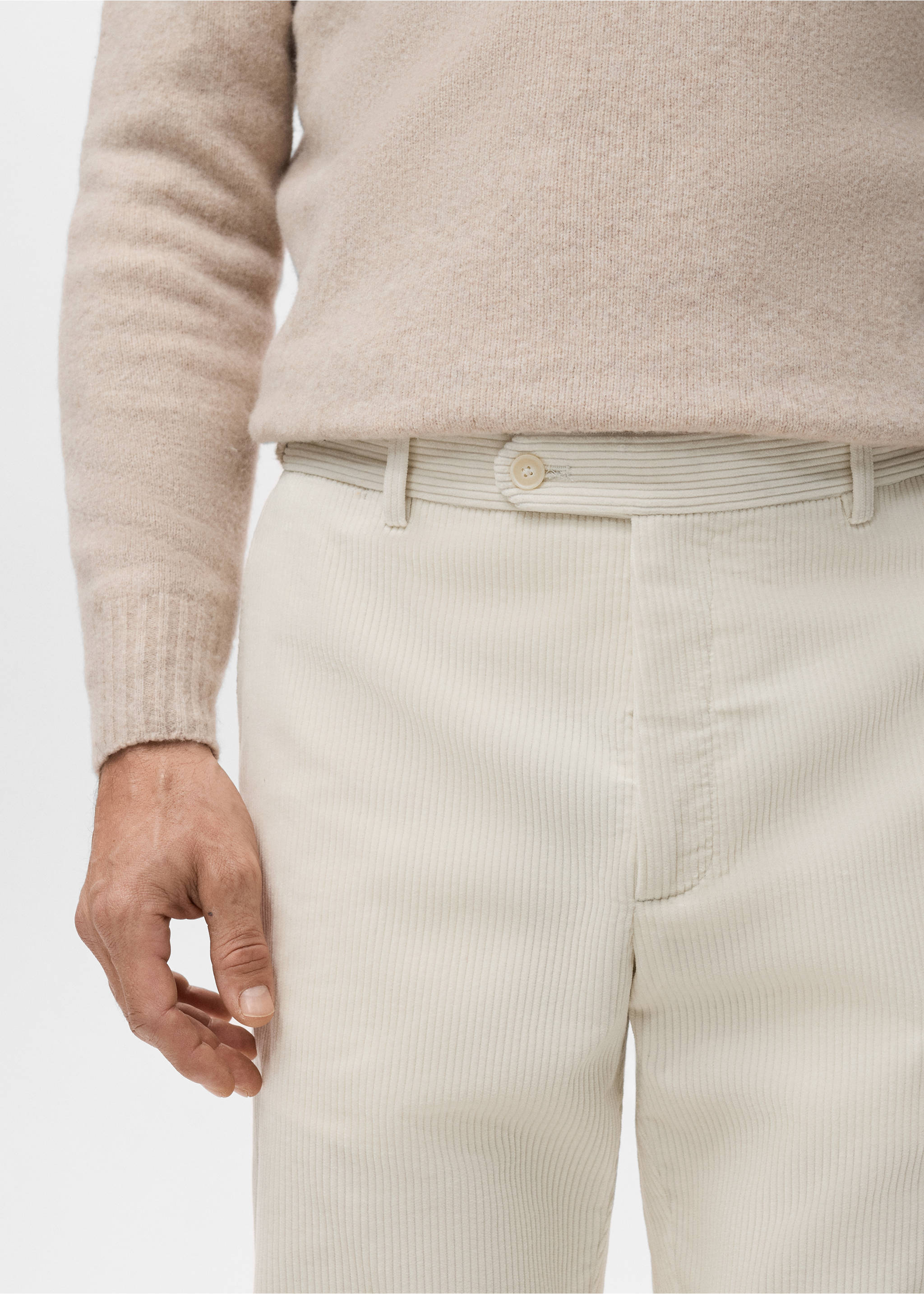 Regular Fit-Cordhose - Detail des Artikels 1, Cremeweiß. Ref: 27031188-00.