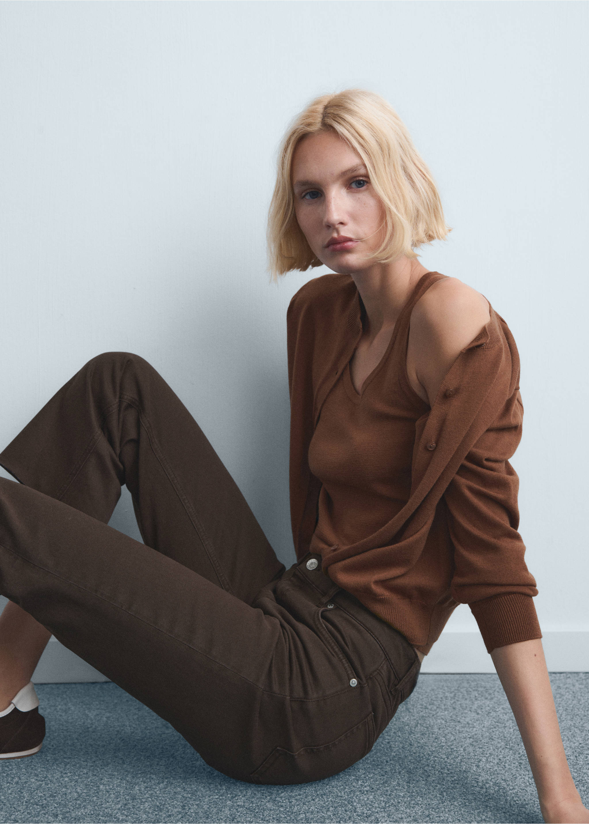 Sienna flared cropped jeans - Details of the article 2, Chocolate. Ref: 27031189-00.