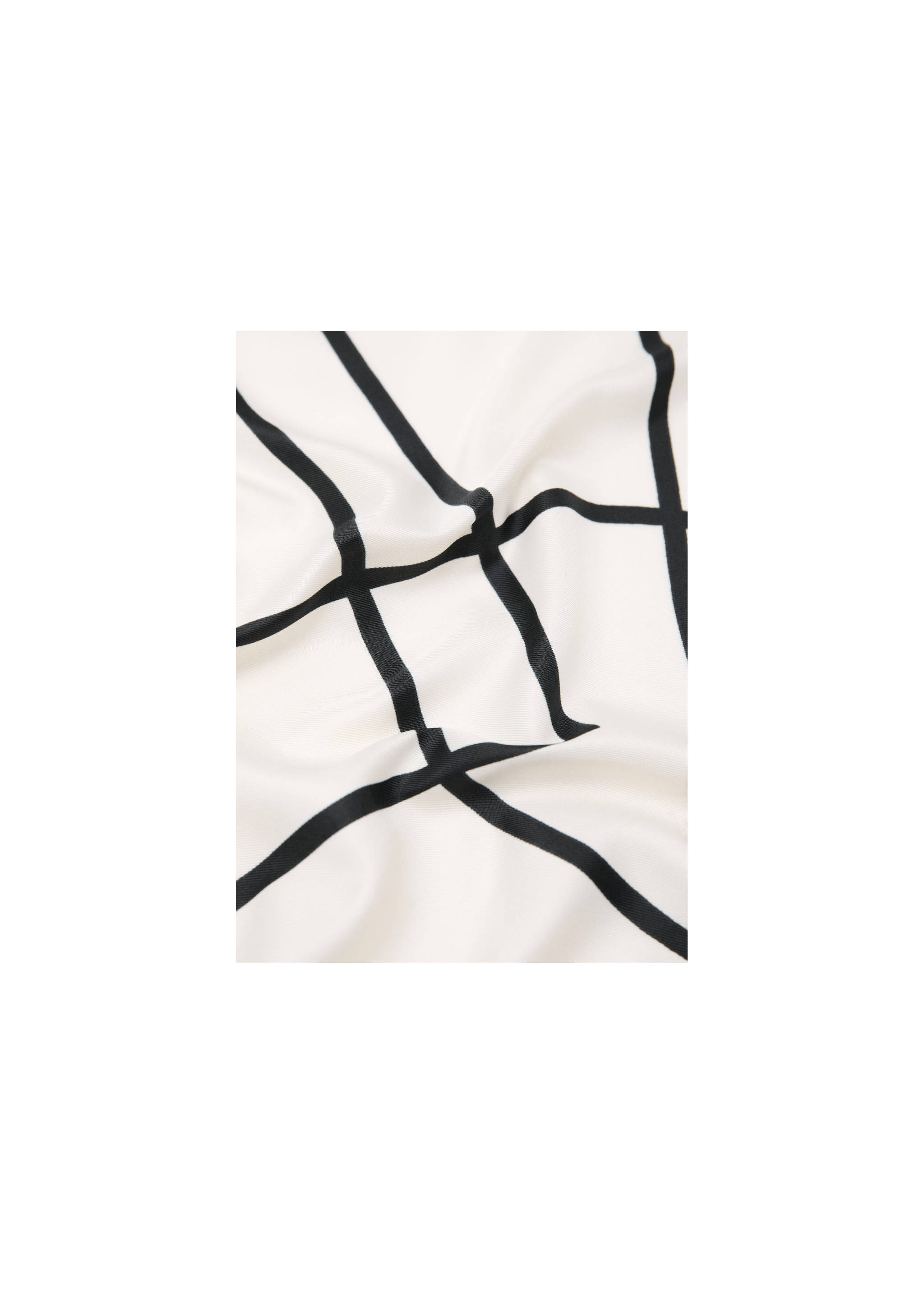 Scarf med geometriskt mönster - Detaljer om artikeln 6, Rå. Ref: 27031199-00.