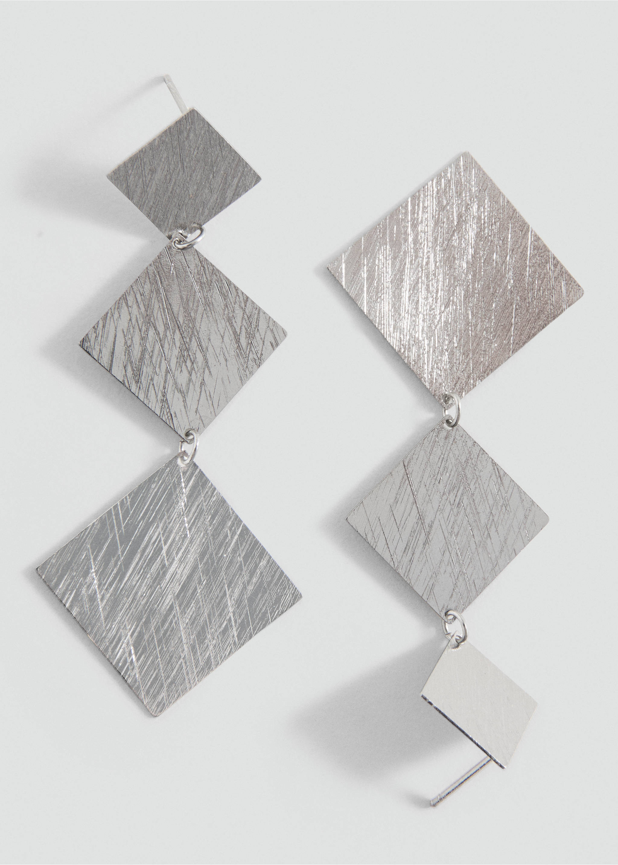 Geometric earrings - Medium plane, Silver. Ref: 27031218-00.