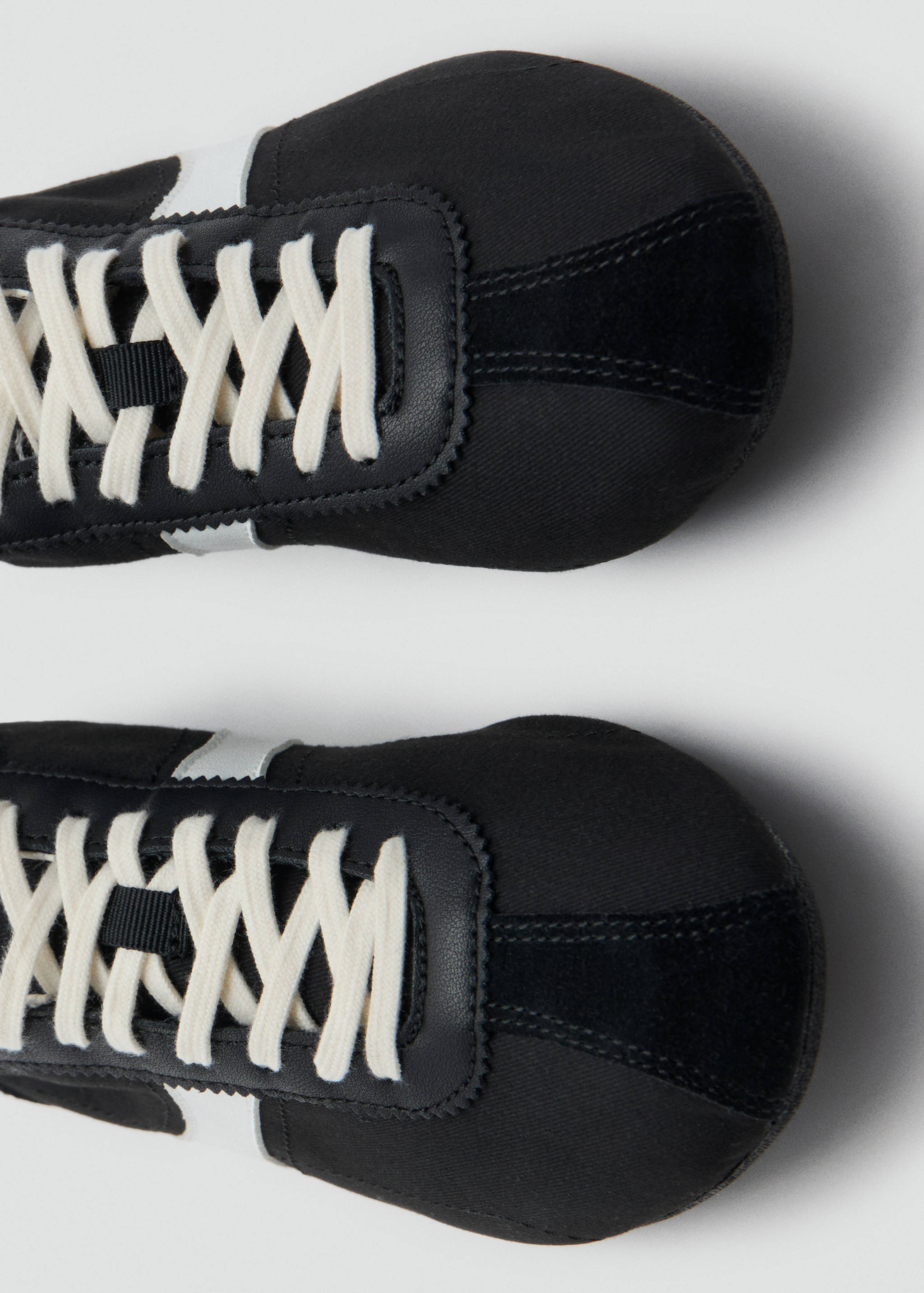 Tennis combinées à lacets - Détail de l'article 1