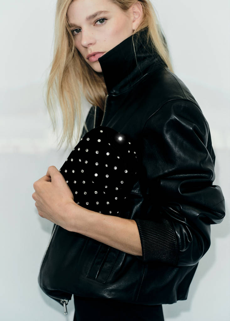 Velvet clutch with rhinestones — Black