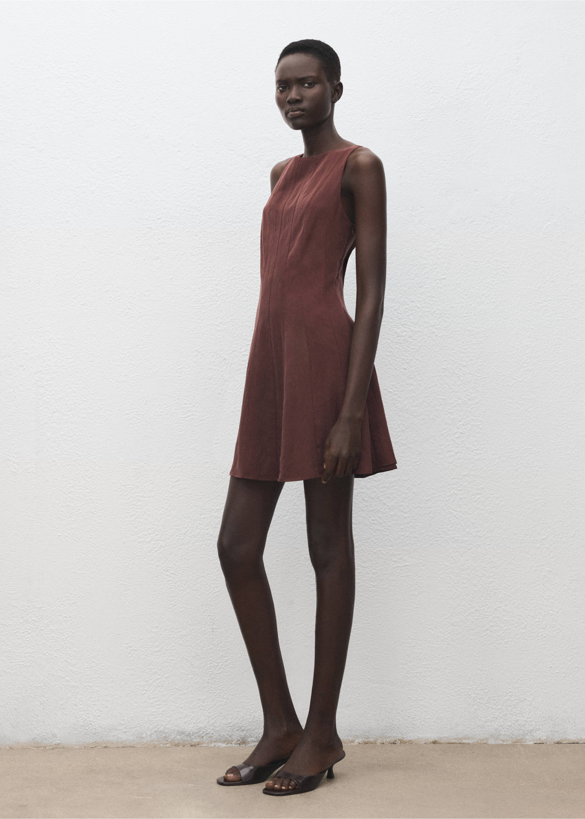 Lyocell dress with stitching - General plane, Brown. Ref: 27031239-00.