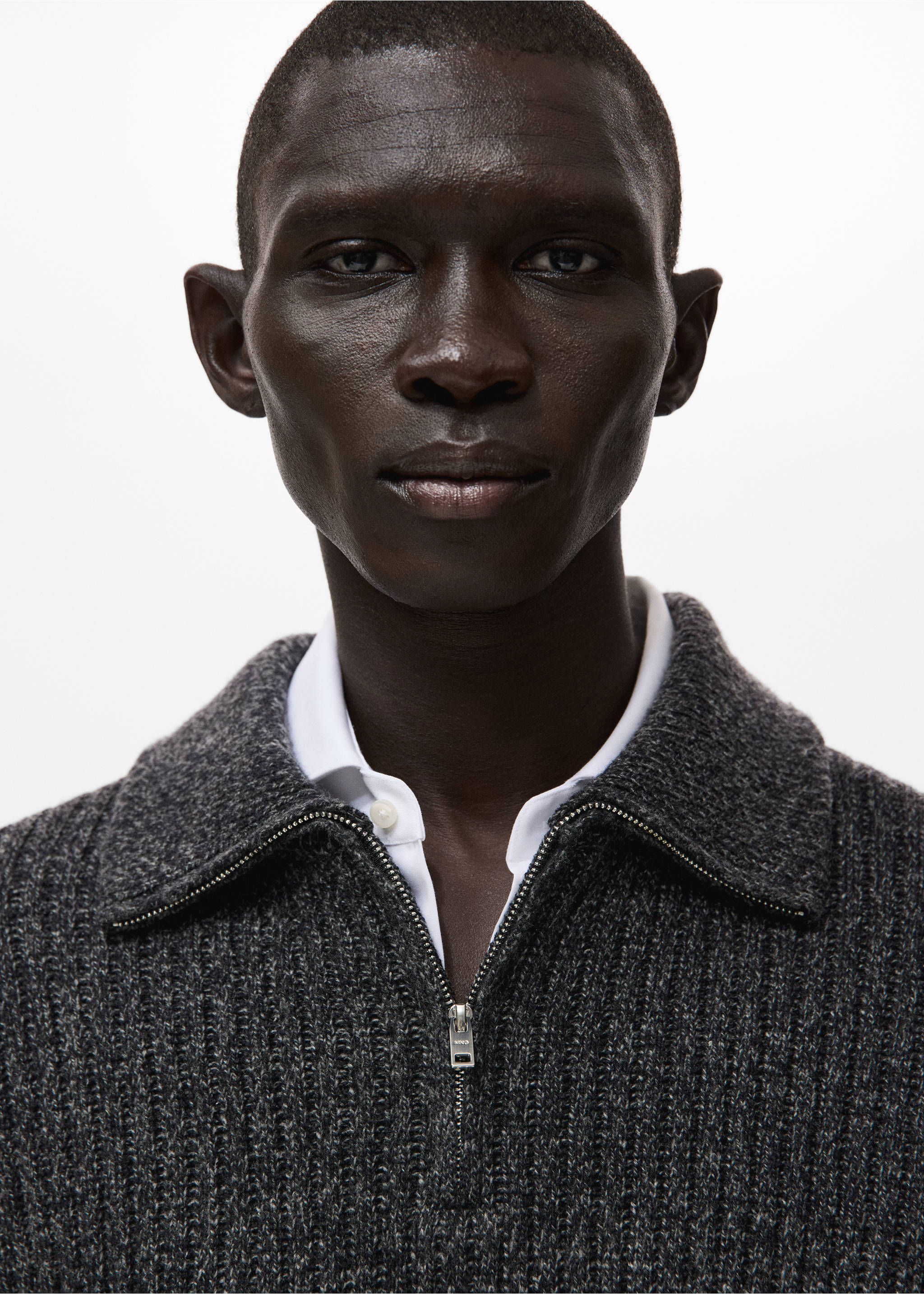 Jersey mezcla lana cremallera - Detalle del artículo 1, Gris oscuro vigoré. Ref: 27031254-00.