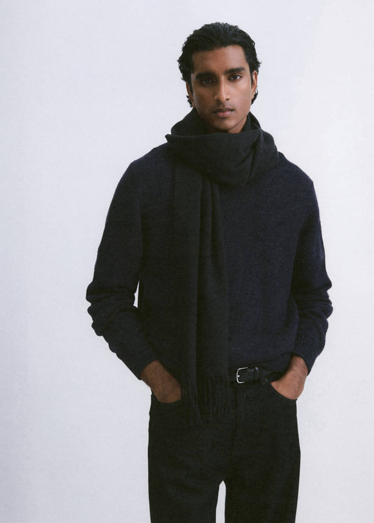 Ribbed-neck wool-blend sweater — Navy