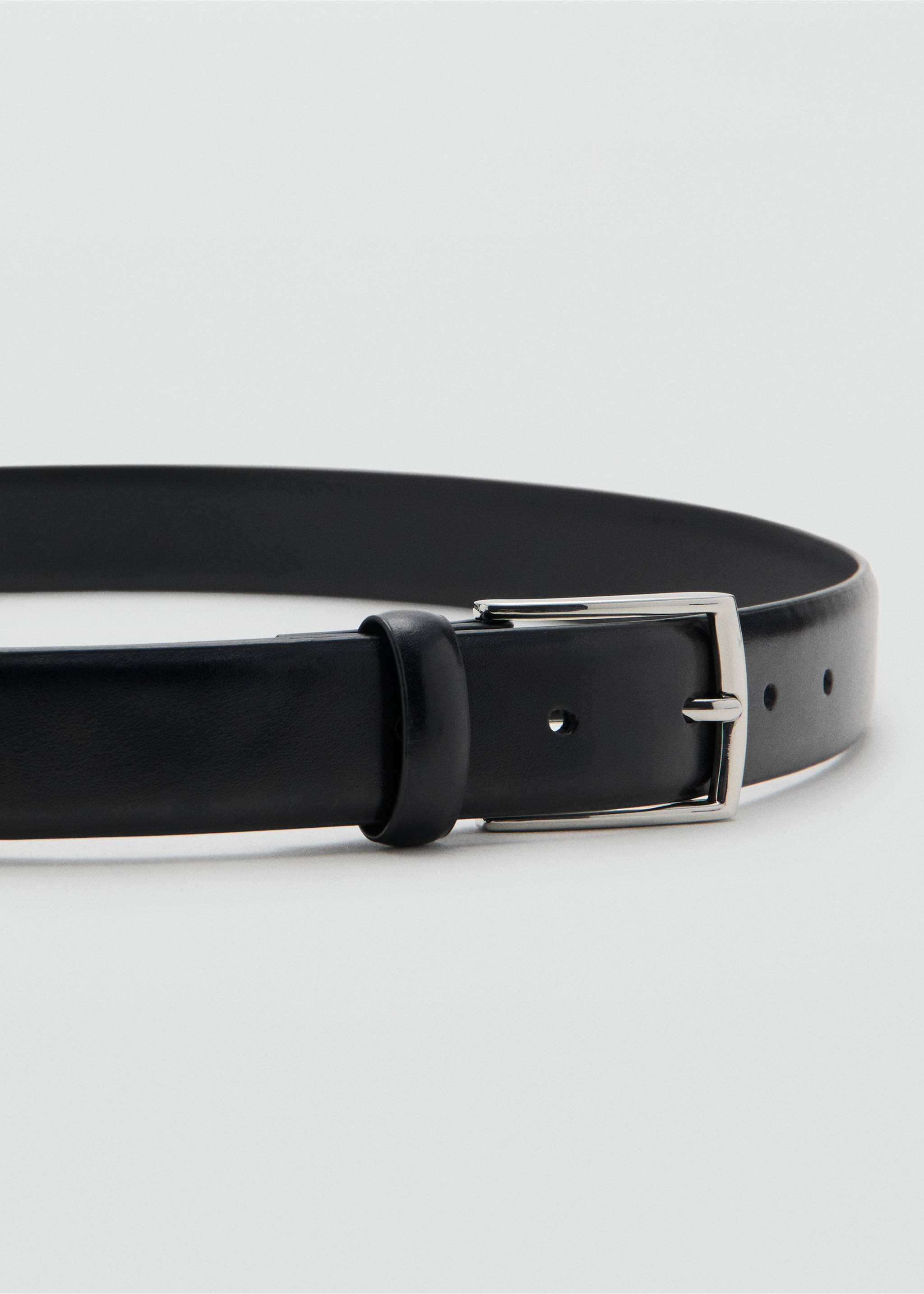 Buckle leather belt - Medium plane, Black. Ref: 27031256-00.