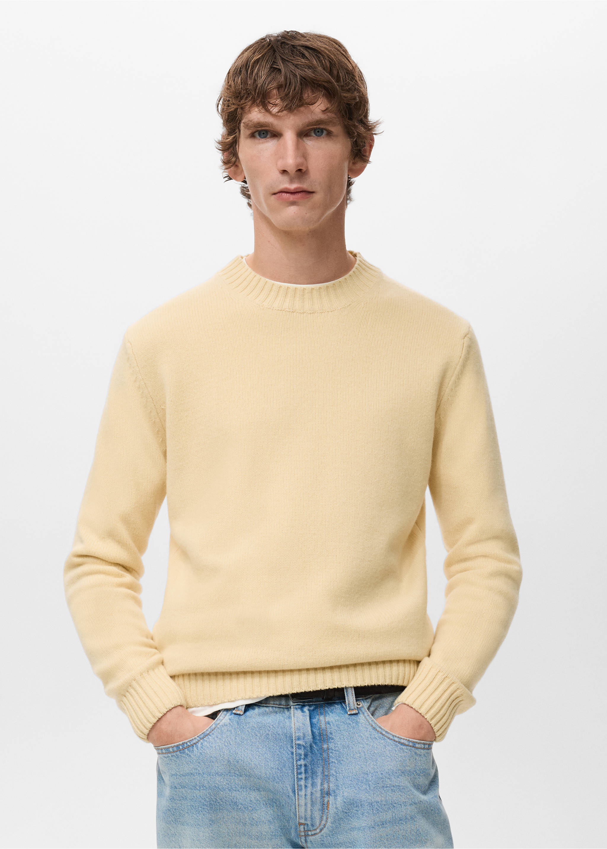 100% Italian wool knitted sweater - Medium plane, Pastel Yellow. Ref: 27031263-00.