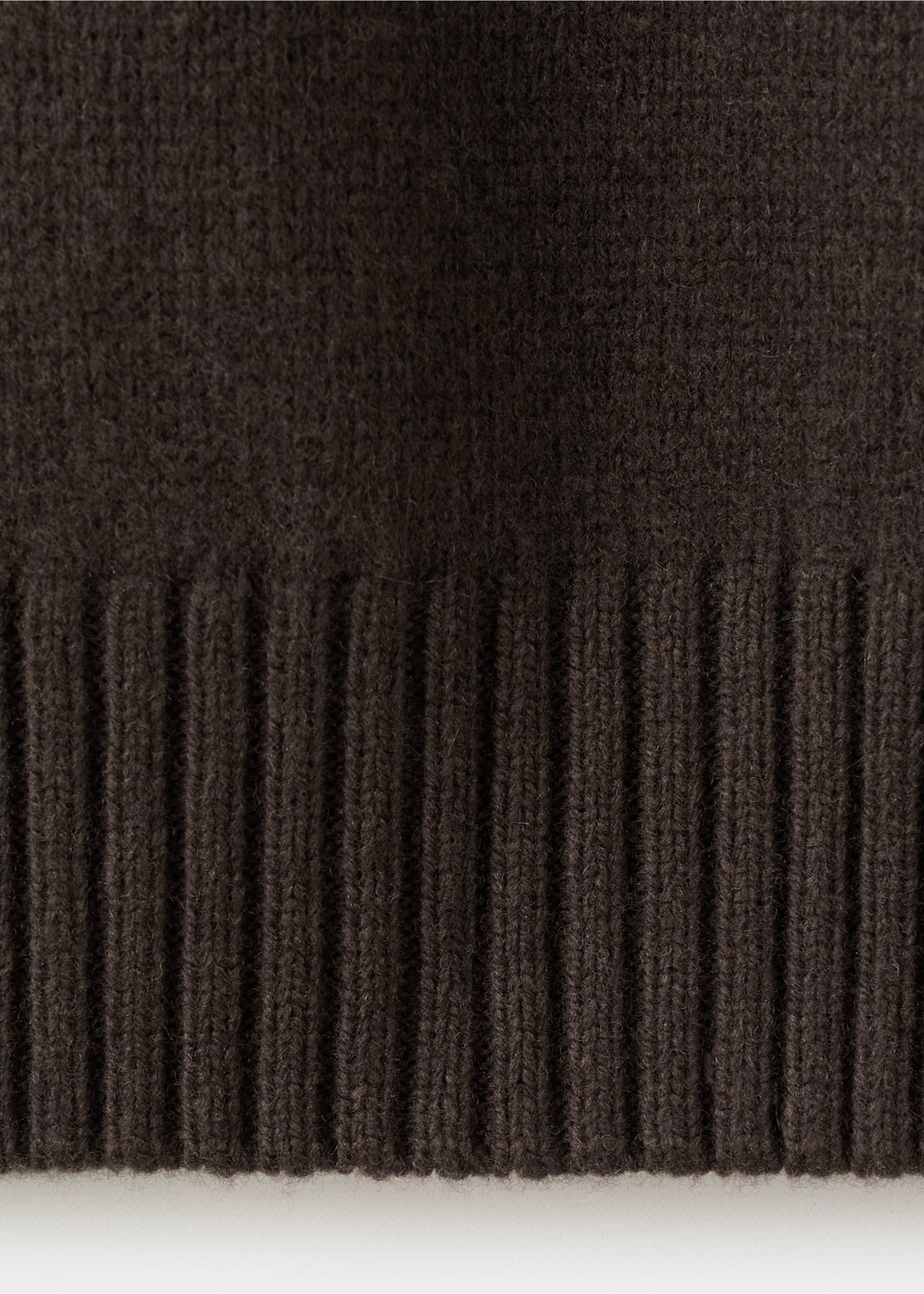 100% Italian wool knitted sweater - Details of the article 0, Chocolate. Ref: 27031263-00.