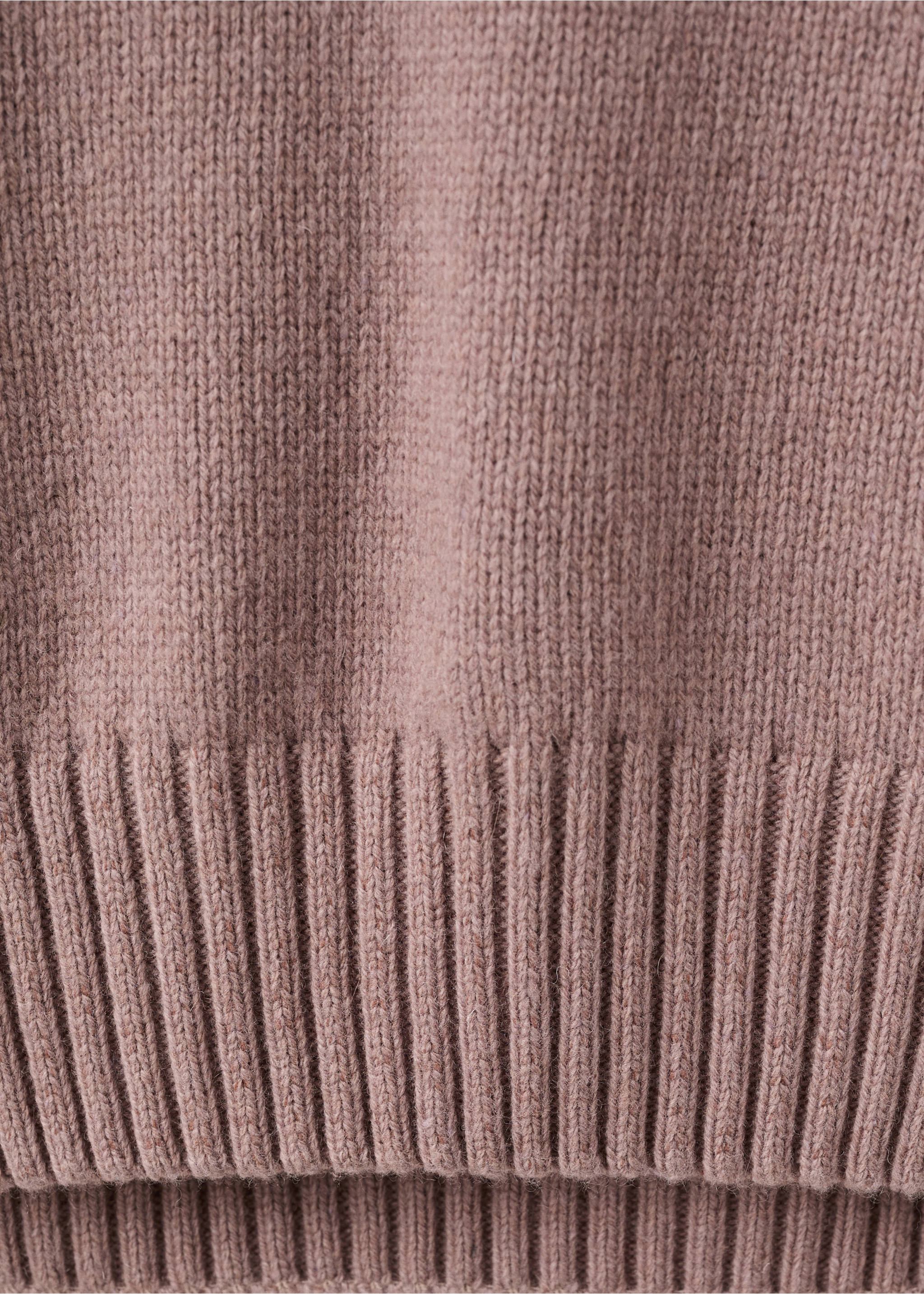 100% Italian wool knitted sweater - Details of the article 0, Pale Pink. Ref: 27031263-00.