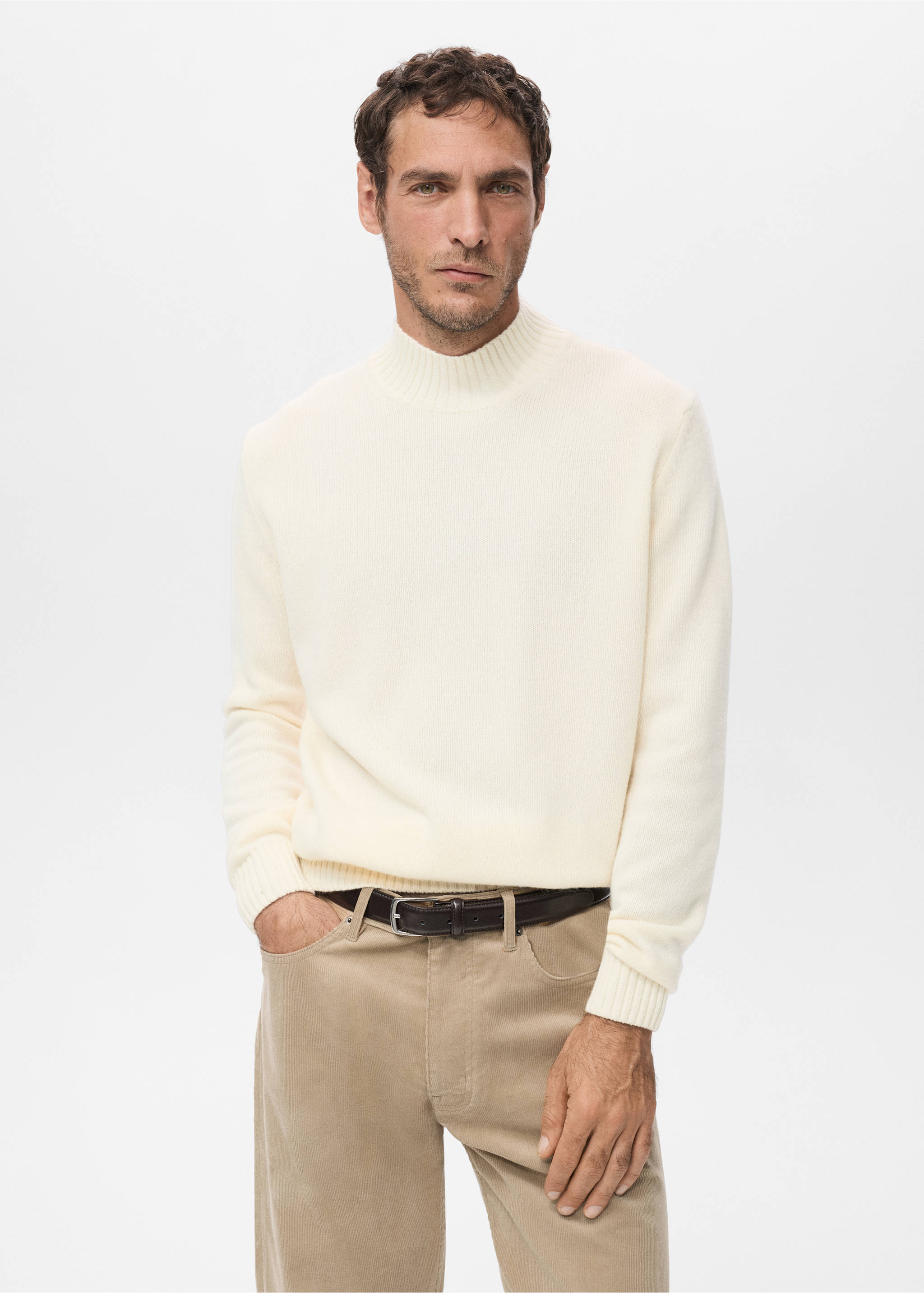 100% Italian wool knitted sweater - Medium plane, Ecru. Ref: 27031264-00.