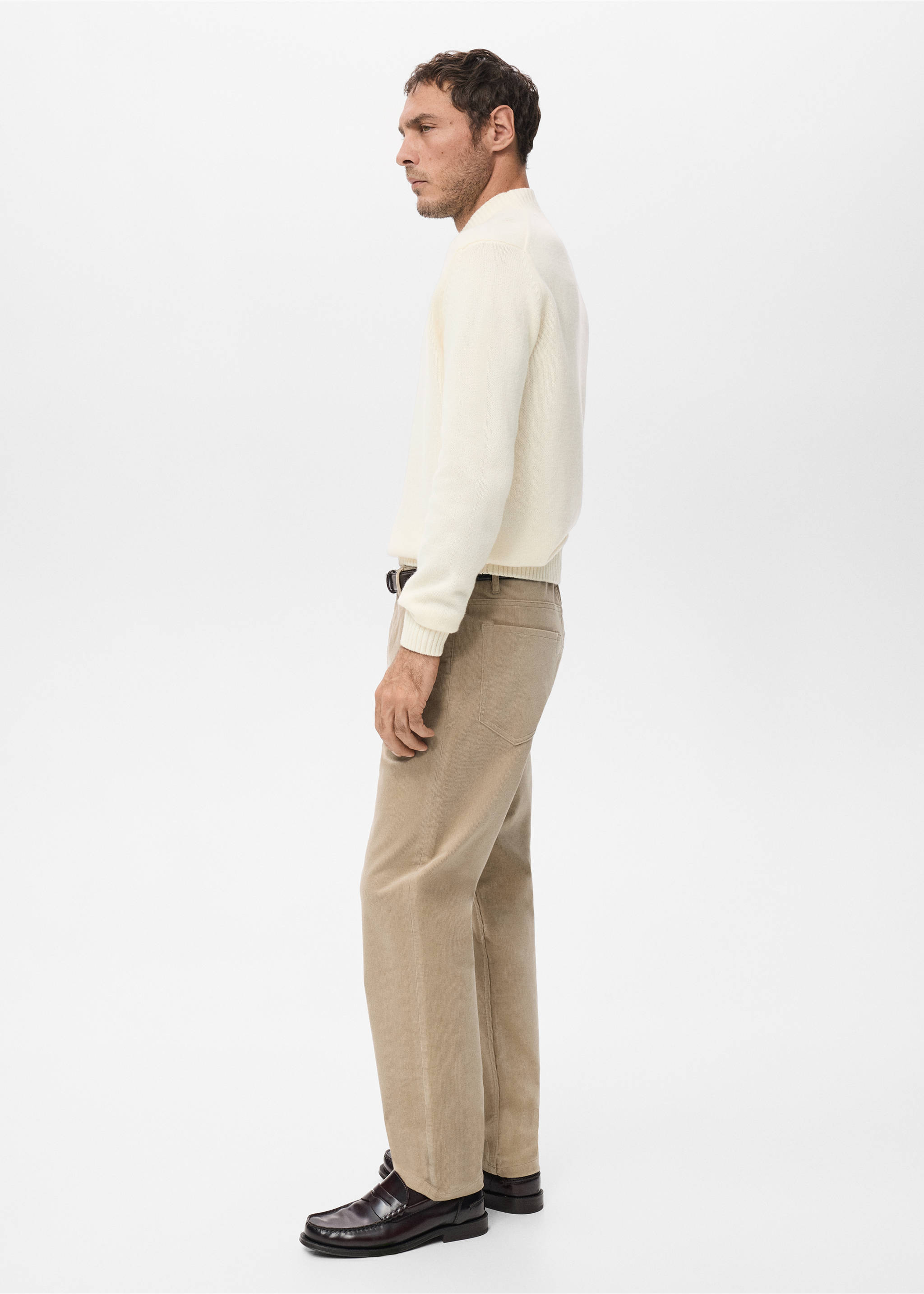 100% Italian wool knitted sweater - Details of the article 6, Ecru. Ref: 27031264-00.