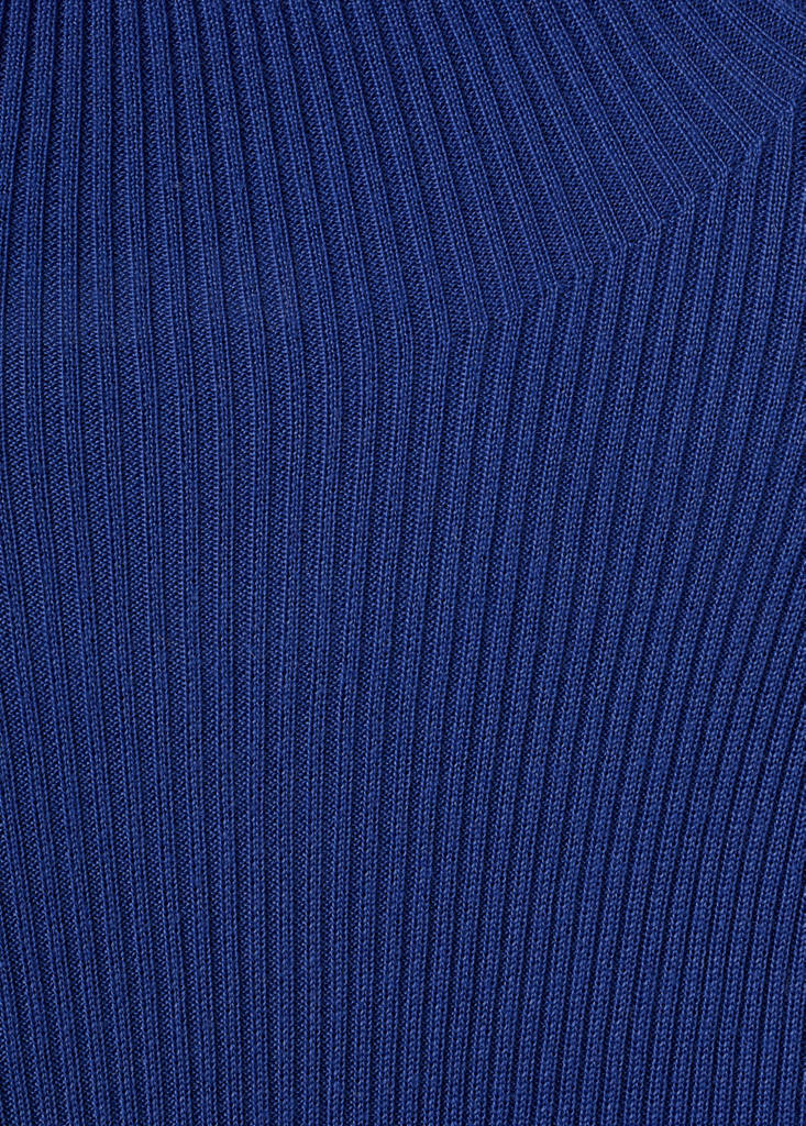 Sweater with asymmetrical turtleneck — Vibrant blue