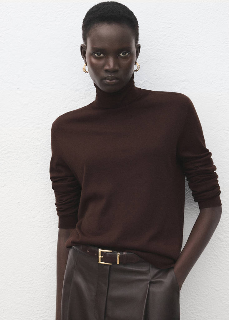 Turtleneck knitted sweater — Chocolate