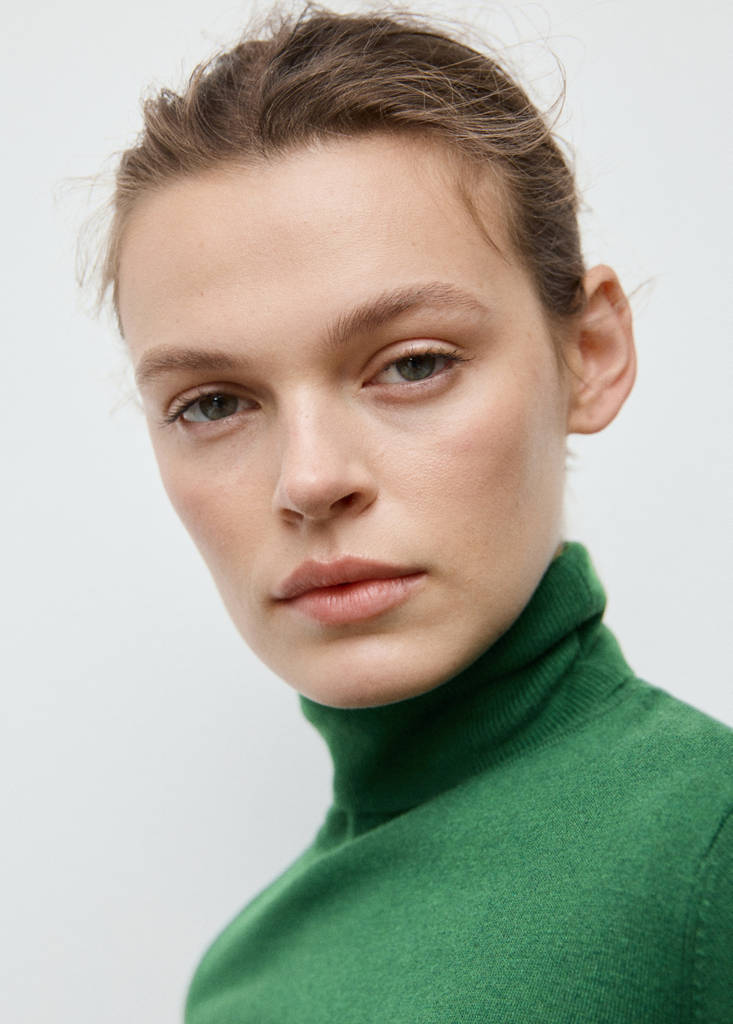 Turtleneck knitted sweater — Dark Green