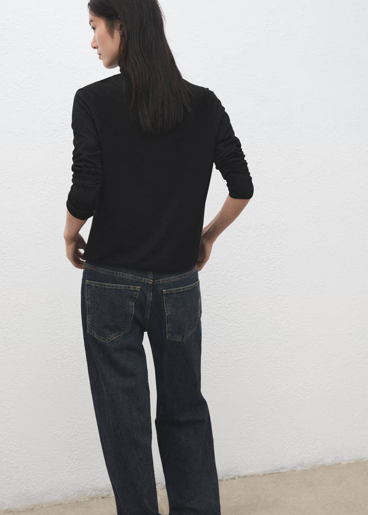 Turtleneck knitted sweater — Black