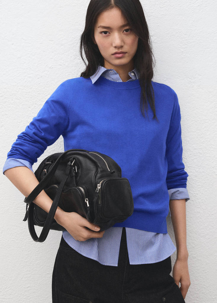 Fine-knit crew-neck sweater — Vibrant blue