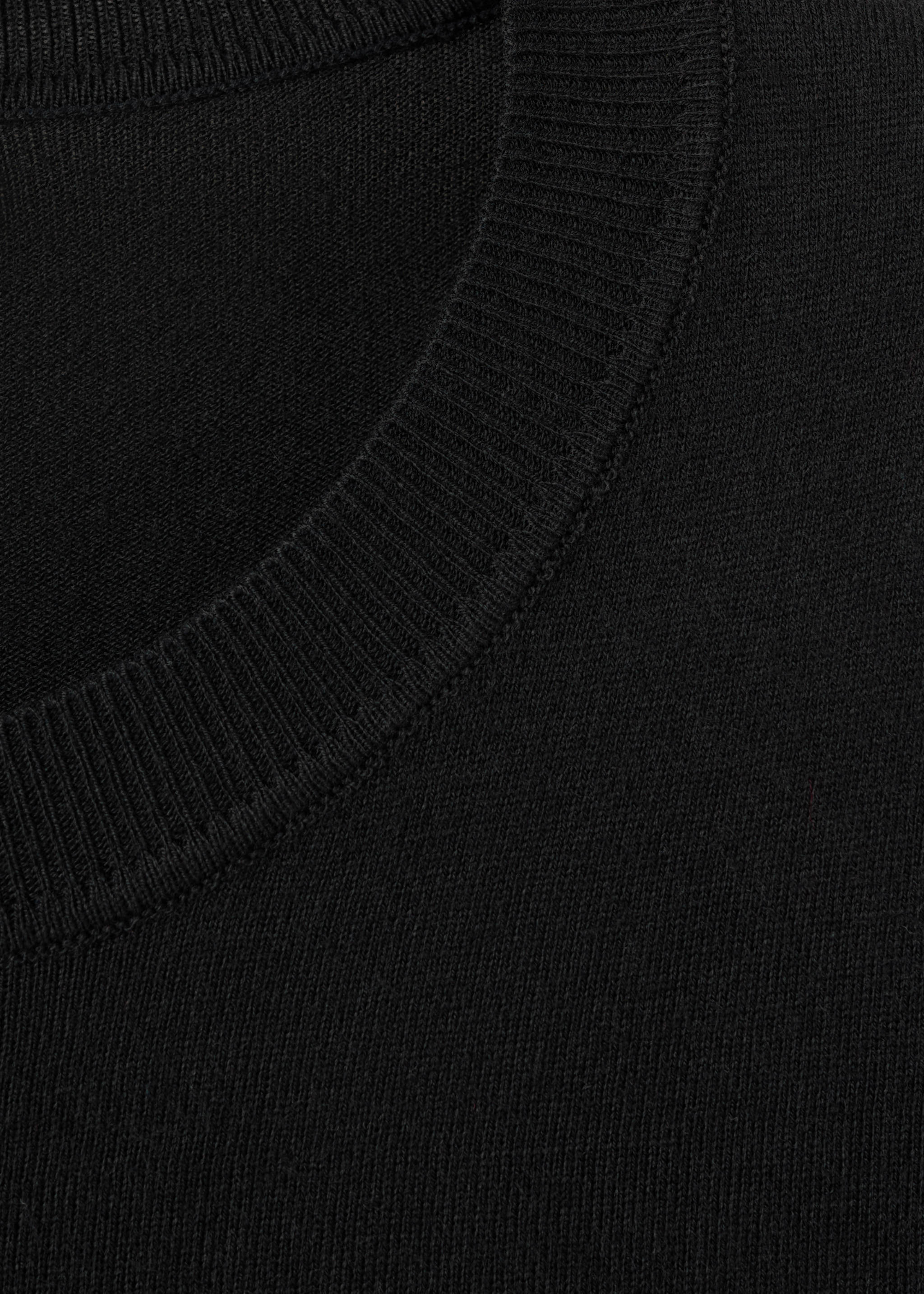 Fine-knit crew-neck sweater - Details of the article 8