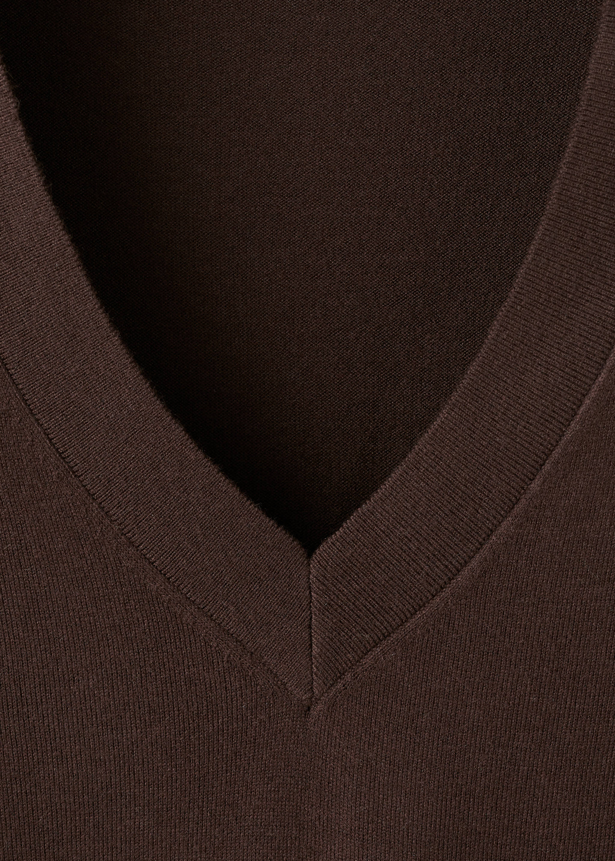 V-neck knit sweater - Details of the article 8