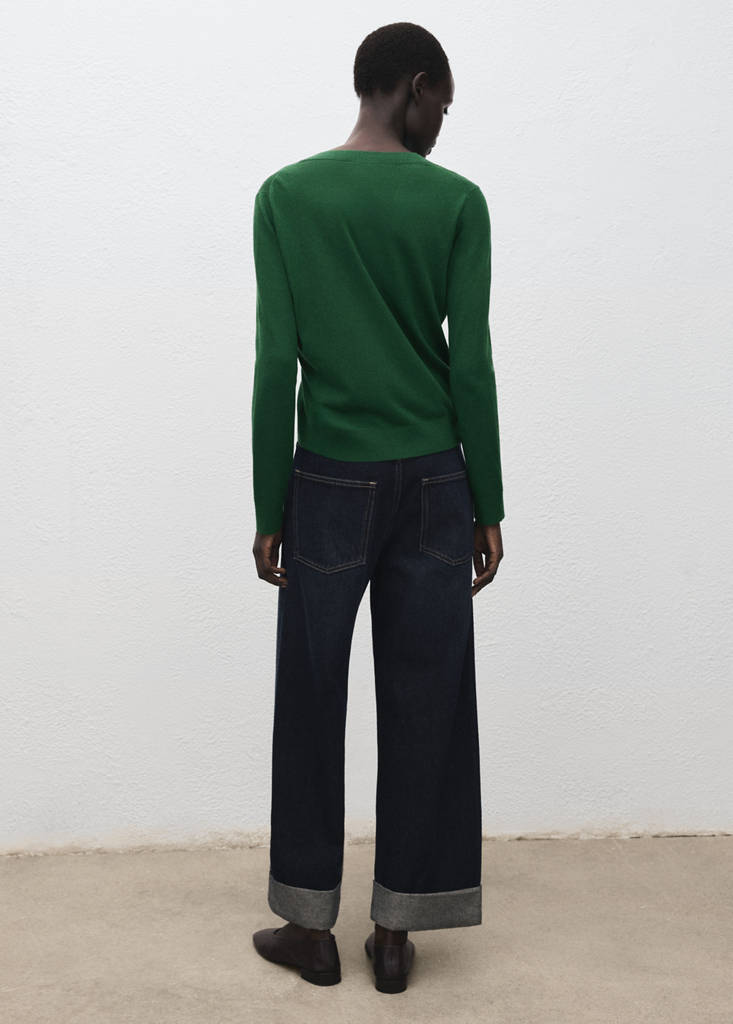V-neck knit sweater — Dark Green