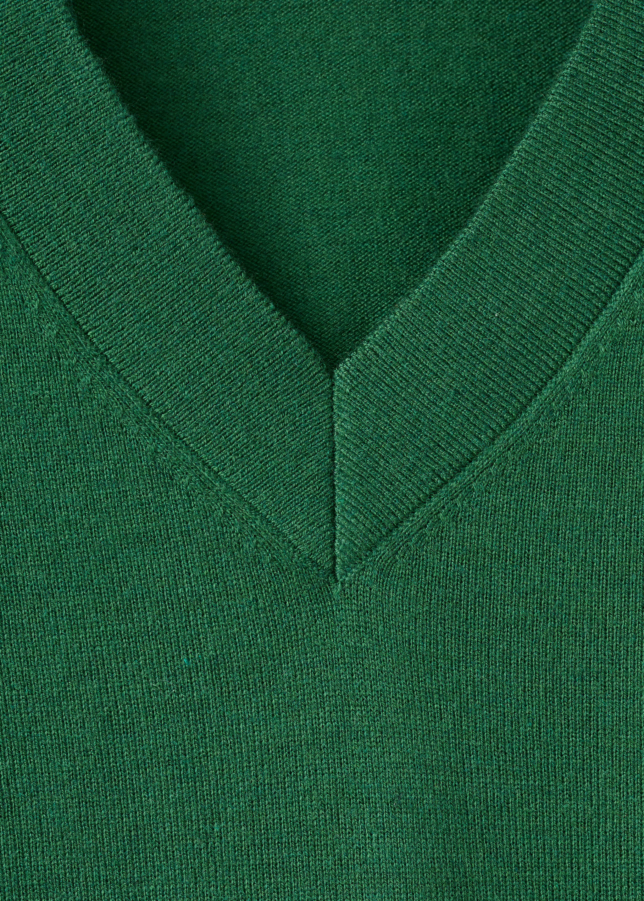 V-neck knit sweater - Details of the article 8