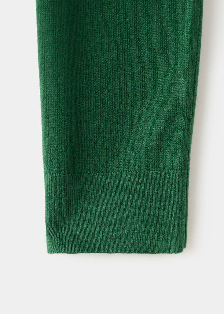 V-neck knit sweater — Dark Green