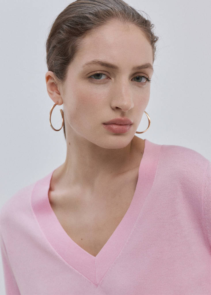 V-neck knit sweater — Pastel Pink
