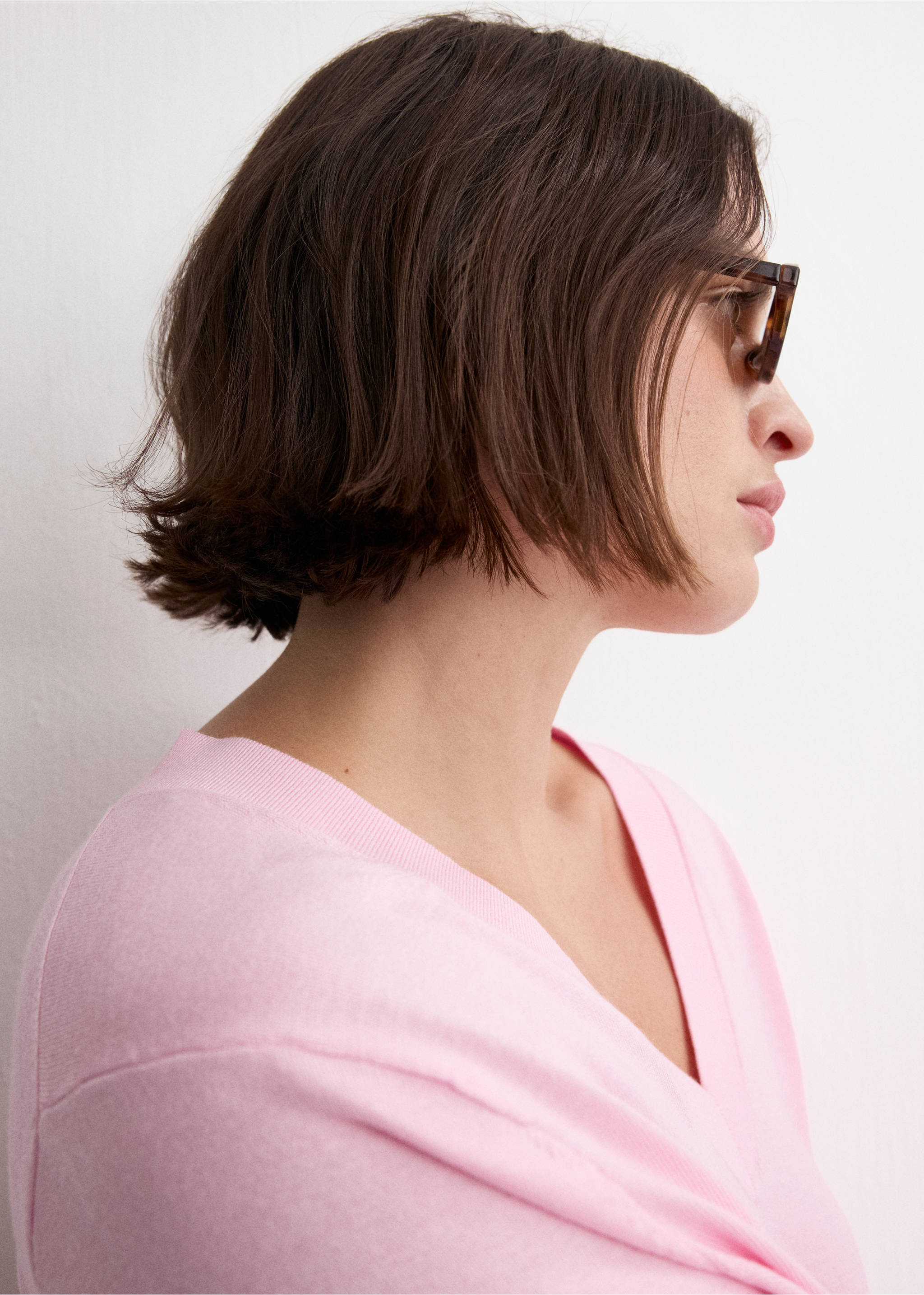 Pull-over maille col en V - Détail de l'article 4, Rose pastel. Ref: 27031276-00.