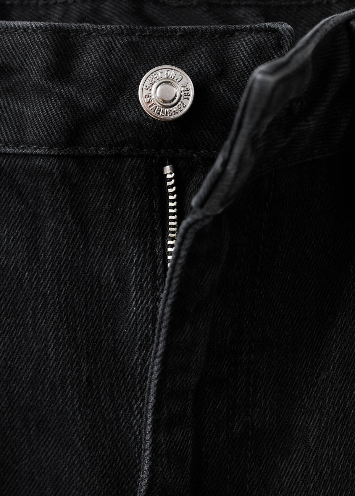Mom2000 high-rise jeans — Black denim