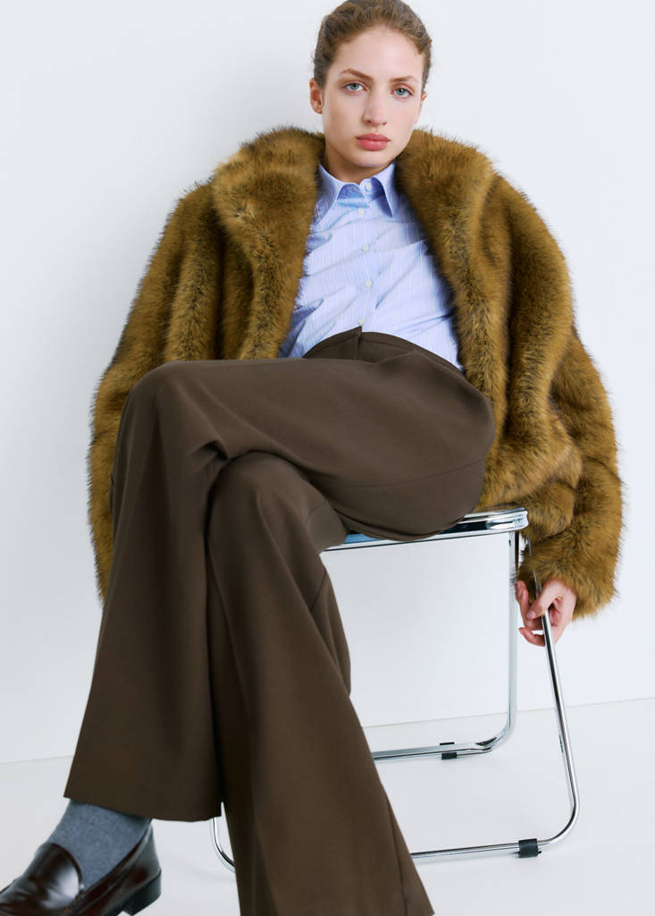 Wide leg mid-rise pleated trousers — Chocolate