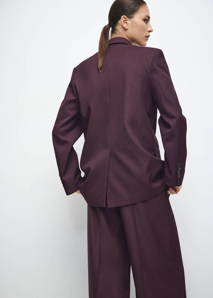 Straight suit jacket with lapel pockets — Wine