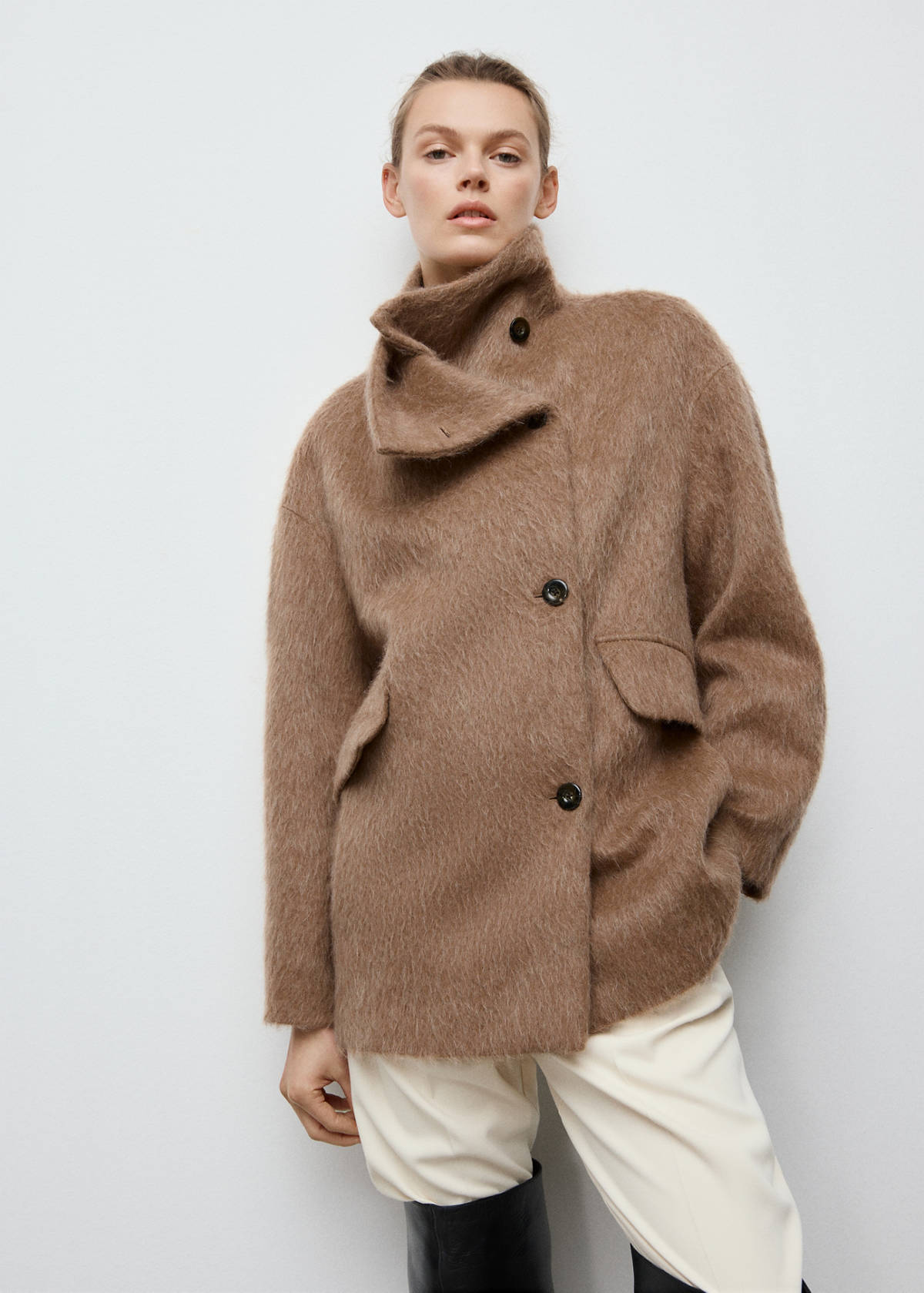 Wool-blend funnel-neck coat — Brown