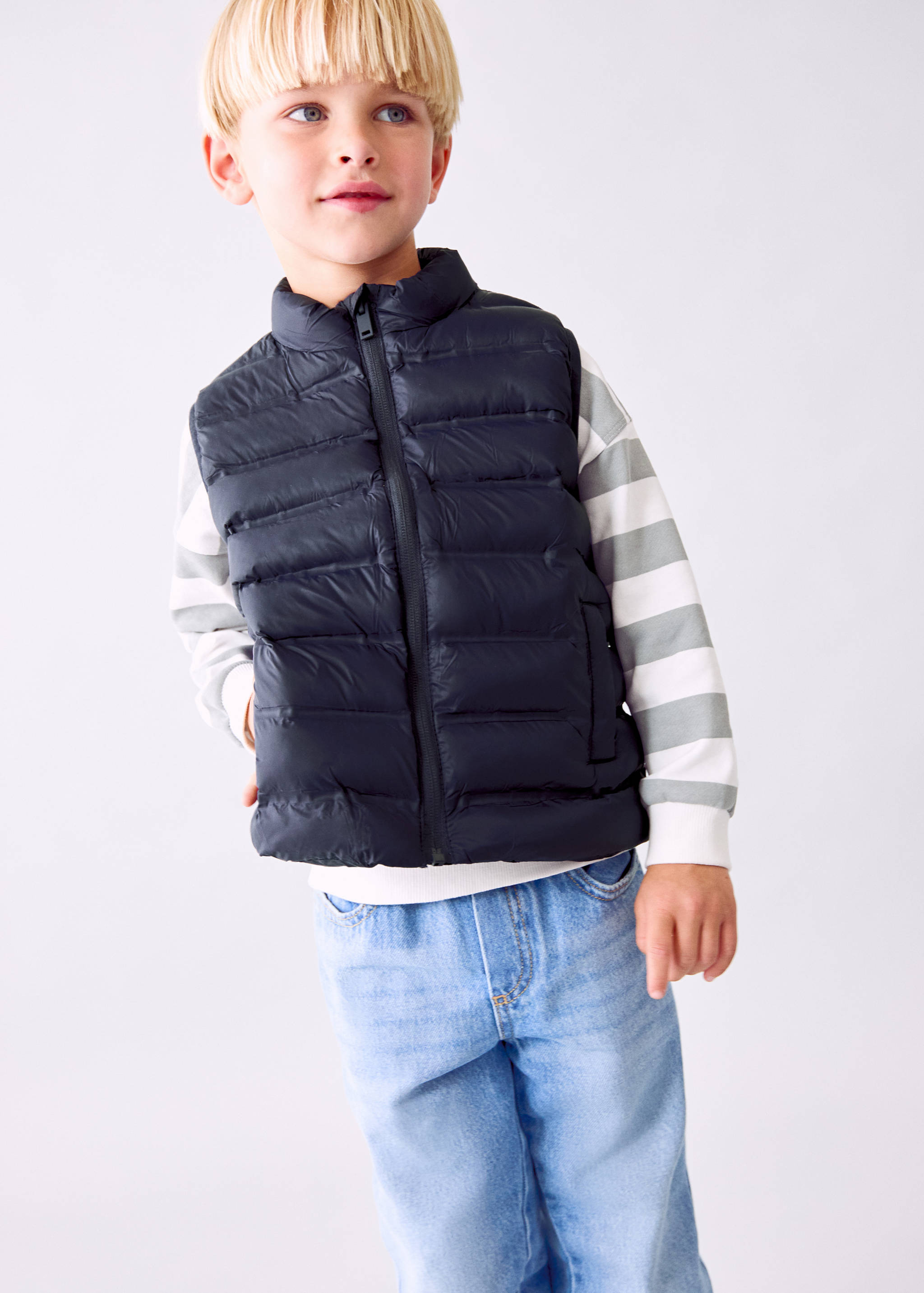 Quilted gilet - Details of the article 1
