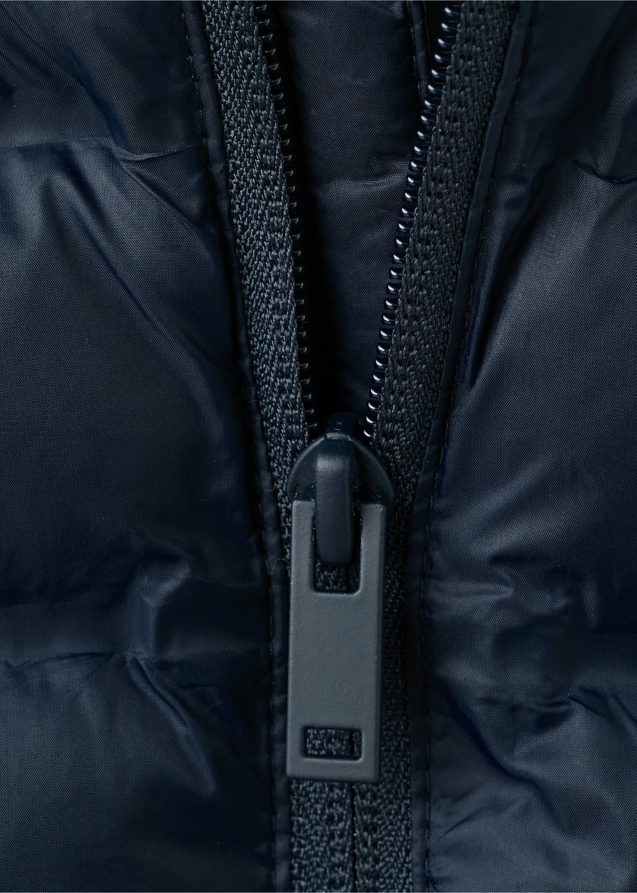 Chaleco acolchado - Detalle del artículo 8, Azul marino. Ref: 27031318-00.