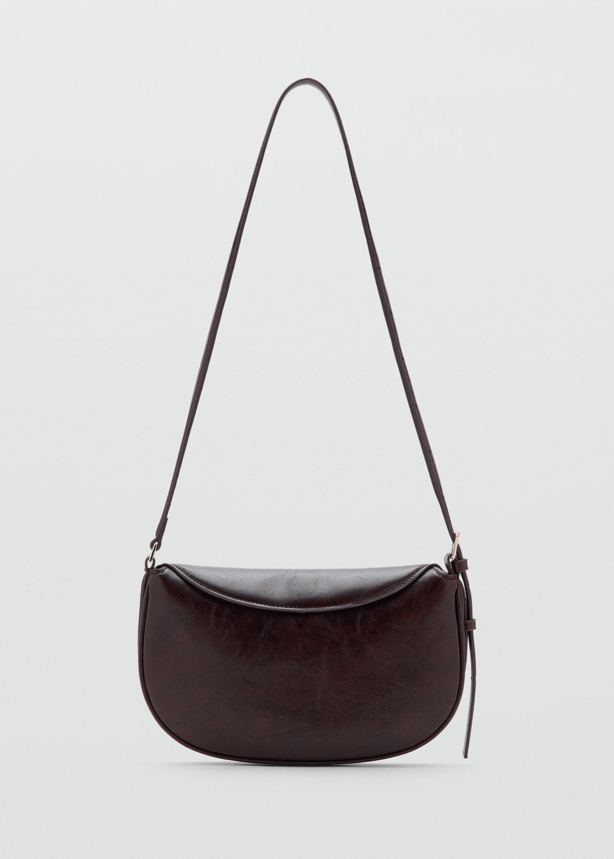 Oval shoulder bag with flap - Article without model
